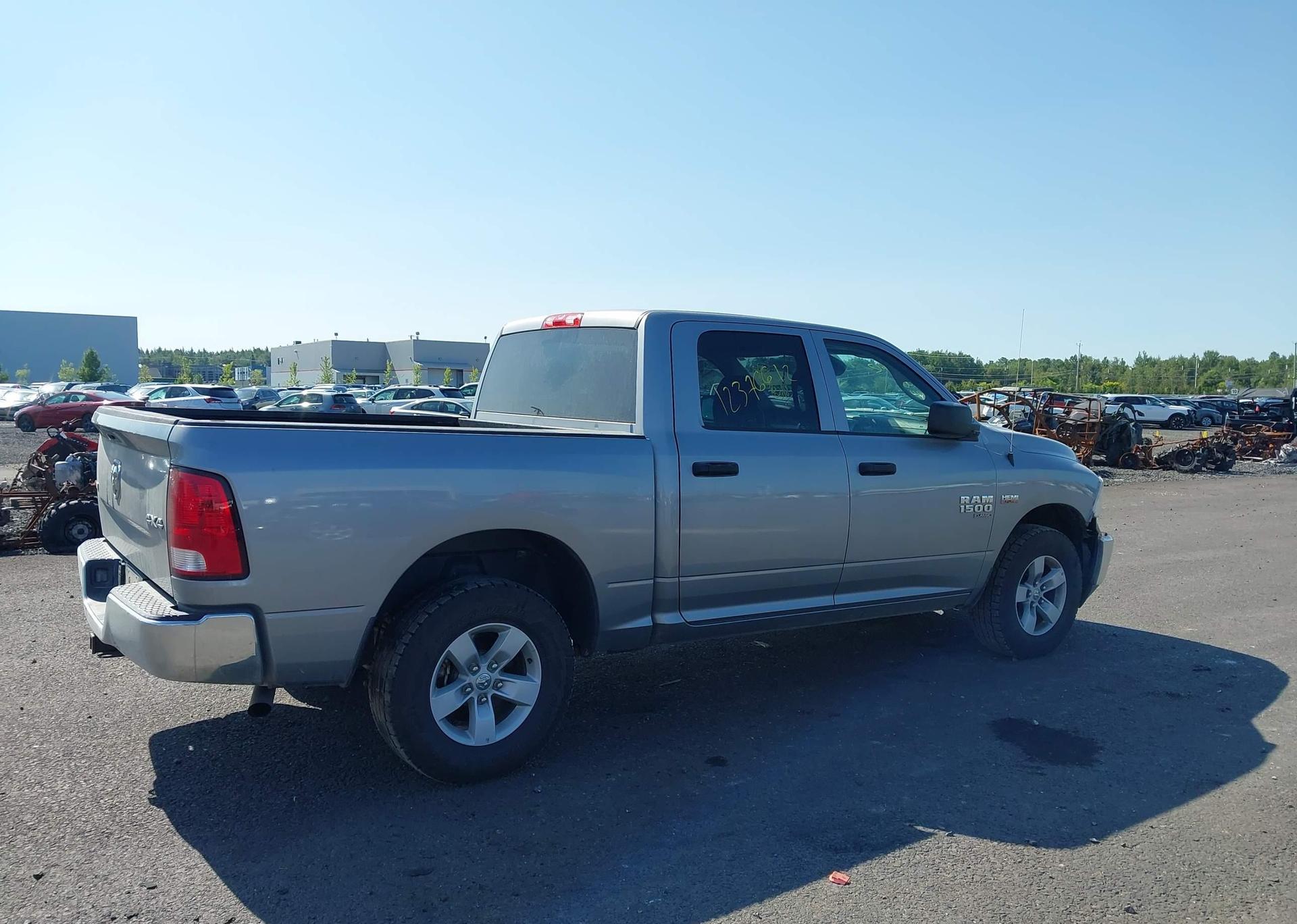 2023 RAM 1500 CLASSIC SLT