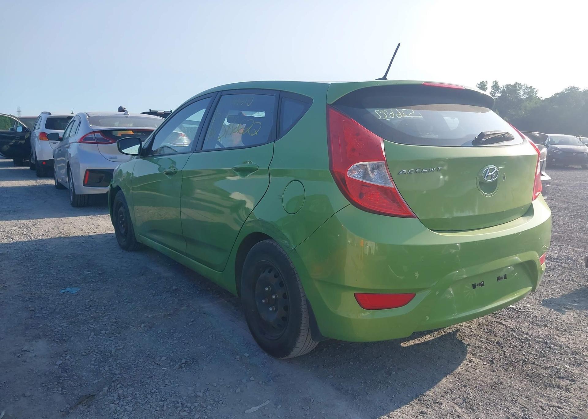 2013 HYUNDAI ACCENT GL