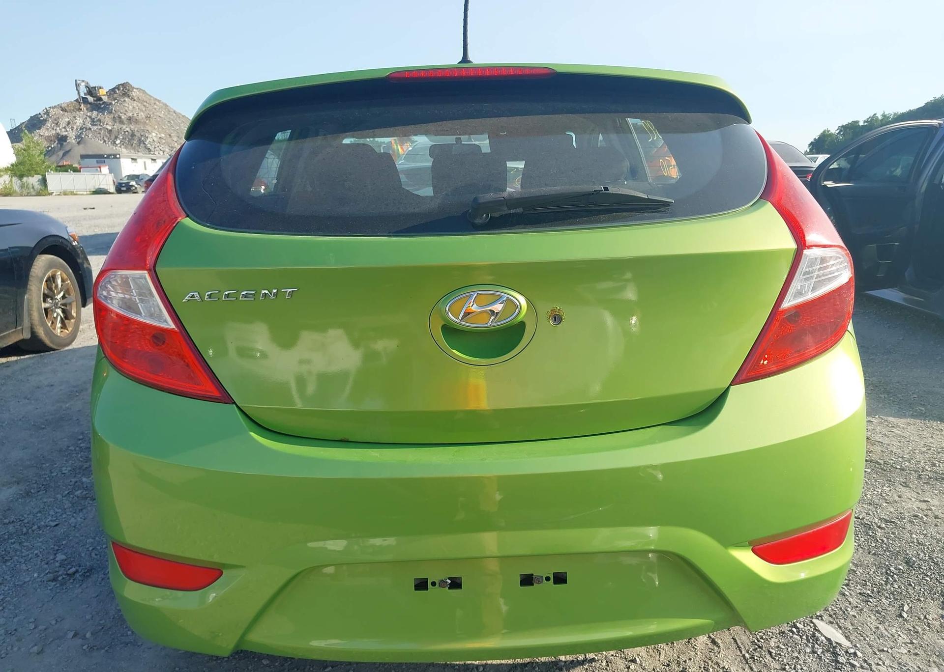 2013 HYUNDAI ACCENT GL