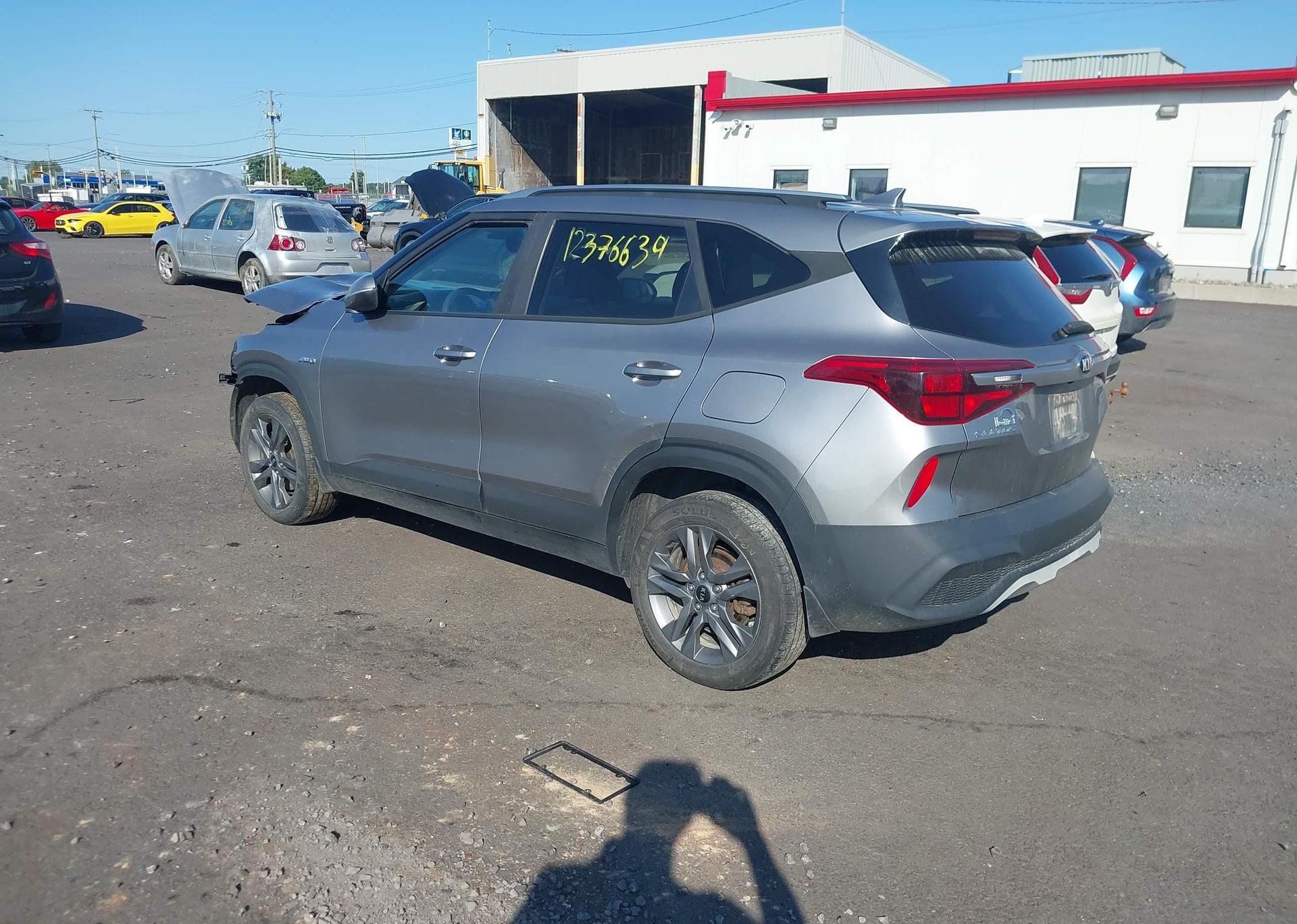 2021 KIA SELTOS LX