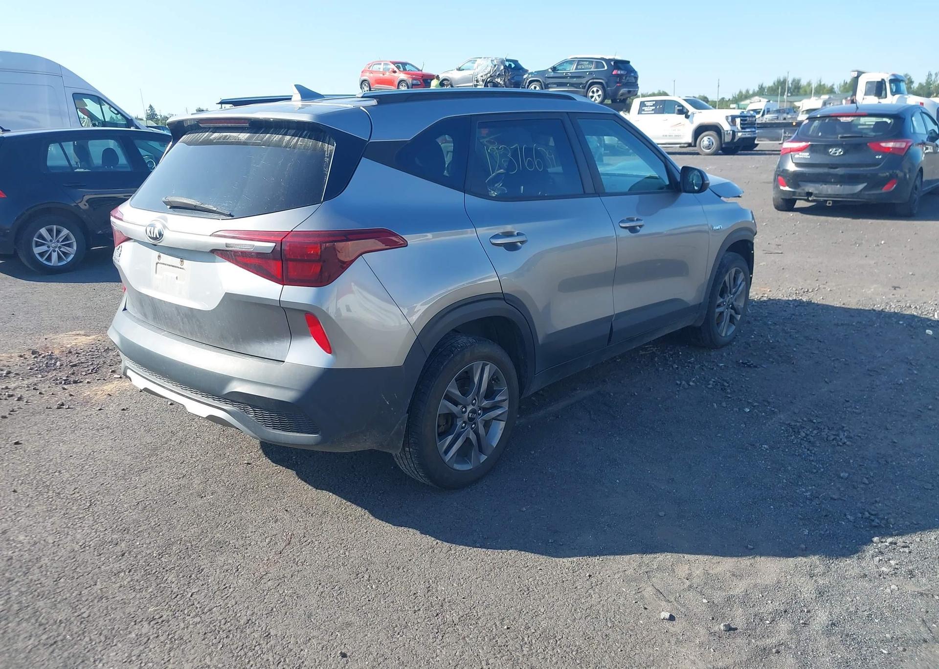 2021 KIA SELTOS LX