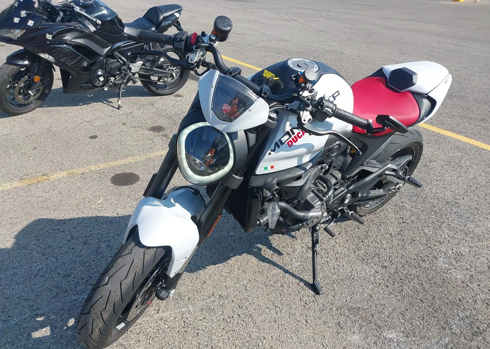 2024 DUCATI MONSTER