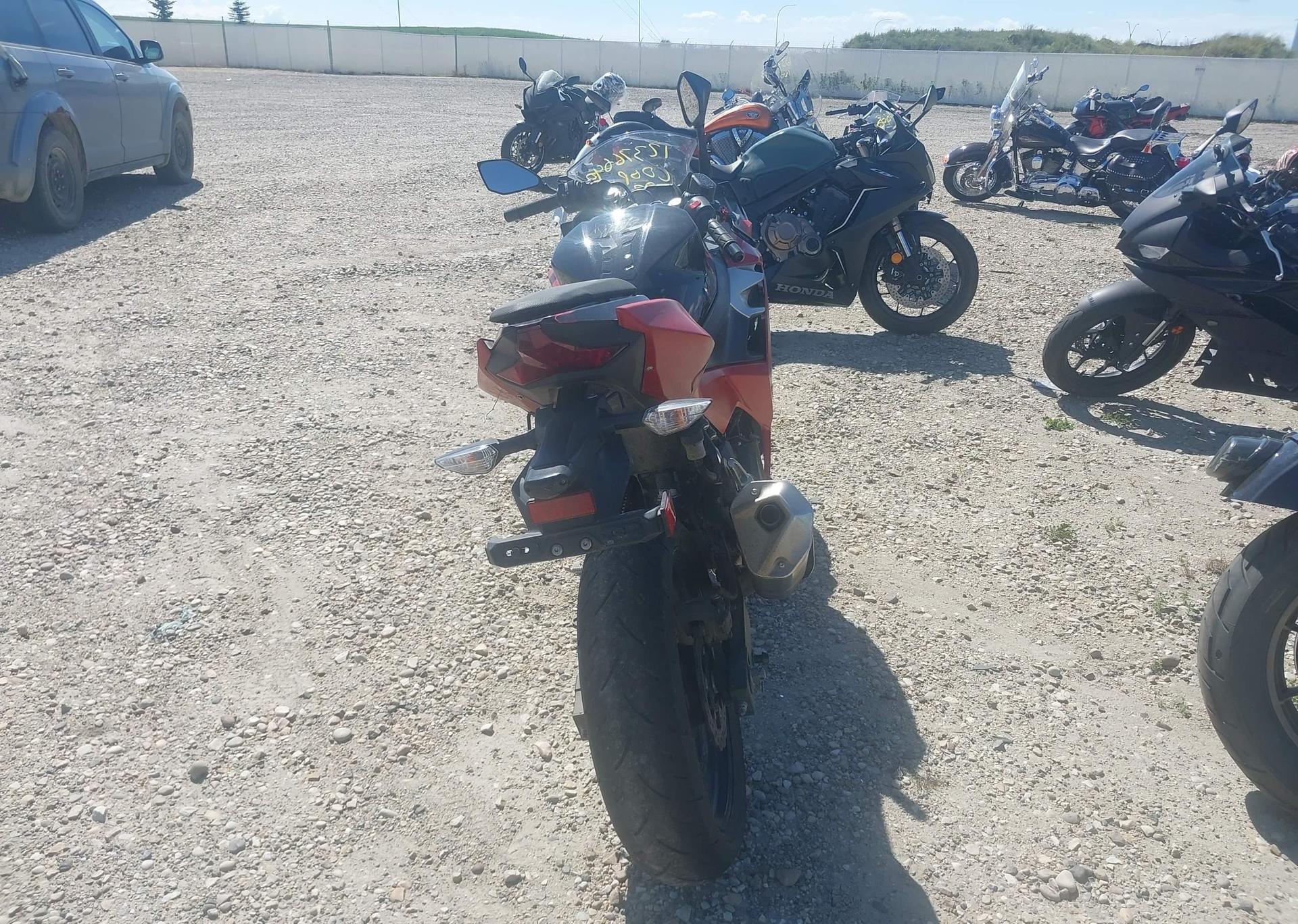 2018 KAWASAKI EX400