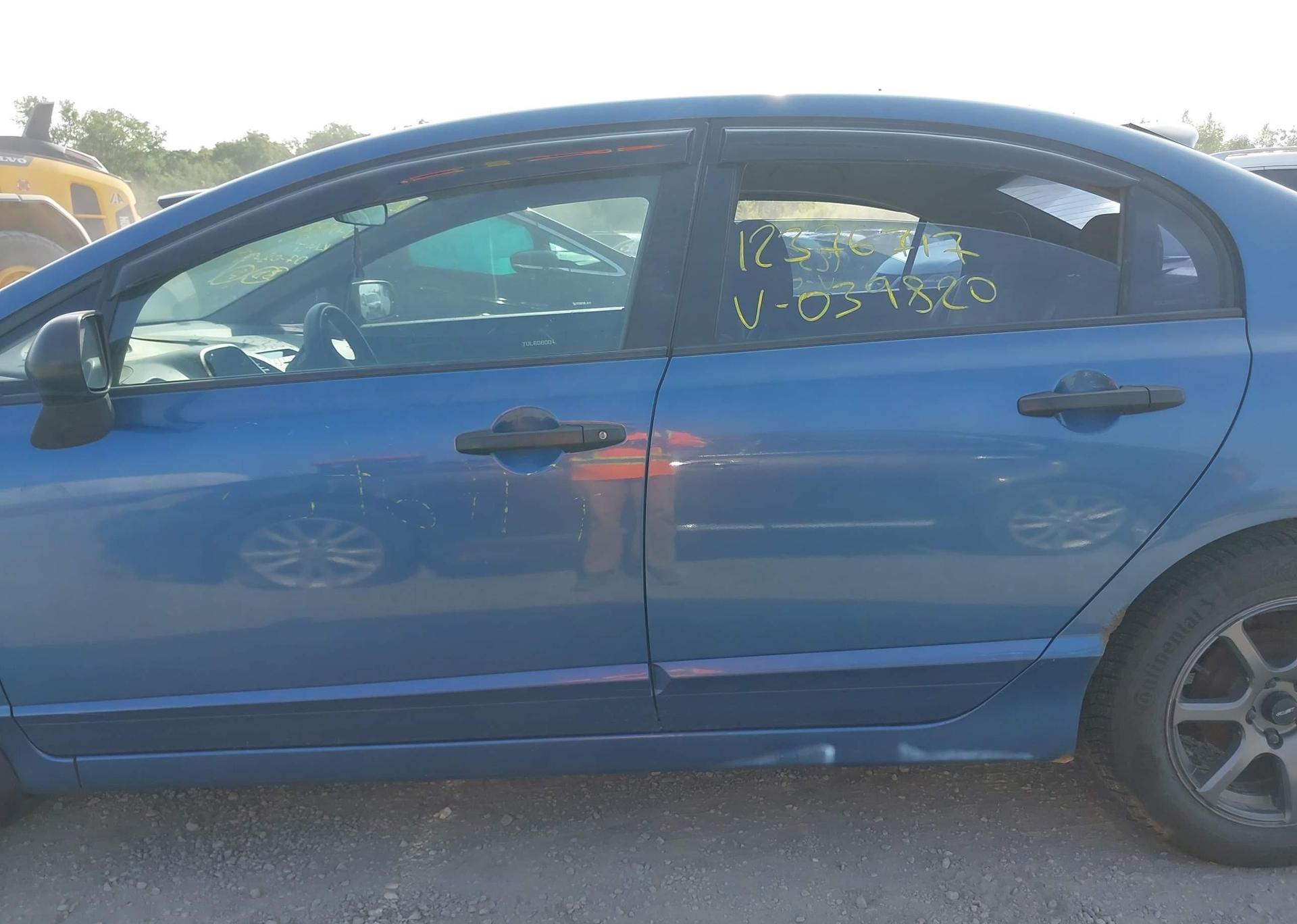 2010 HONDA CIVIC DX-G
