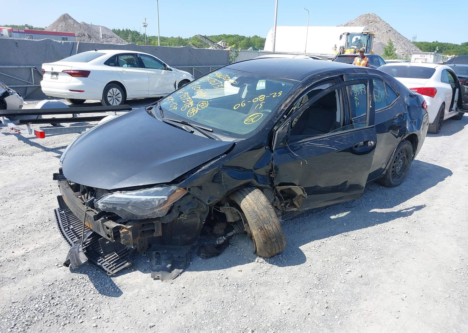 2017 TOYOTA COROLLA LE