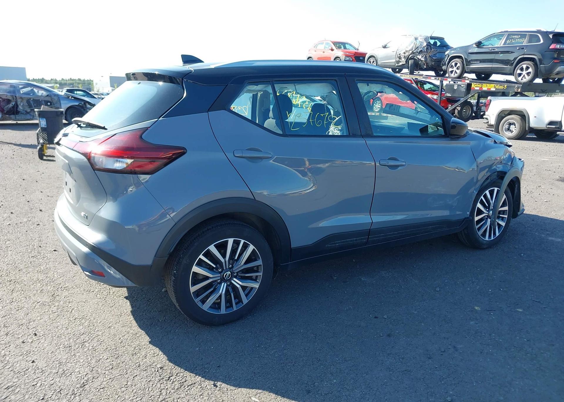 2021 NISSAN KICKS SV