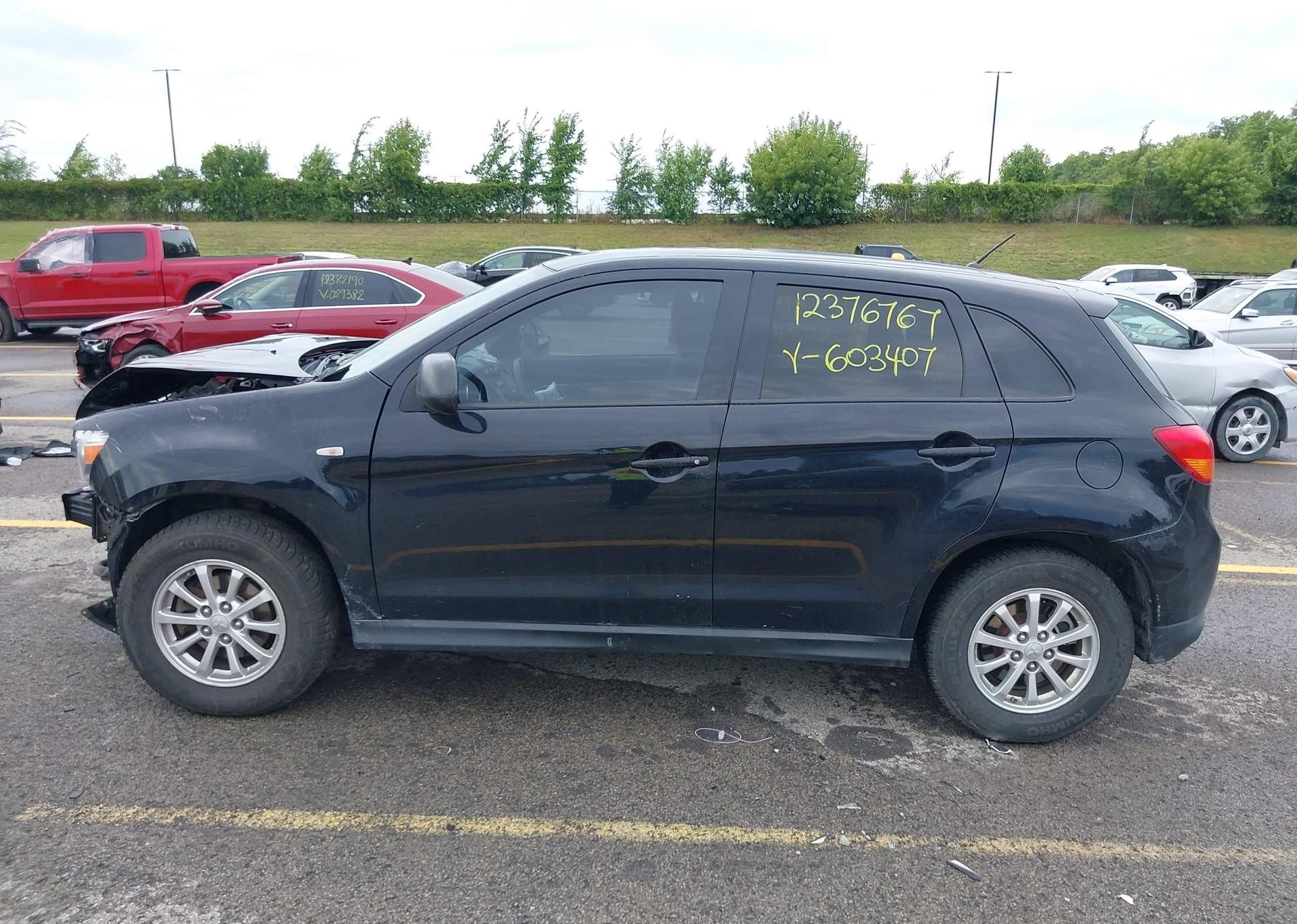 2014 MITSUBISHI RVR SE
