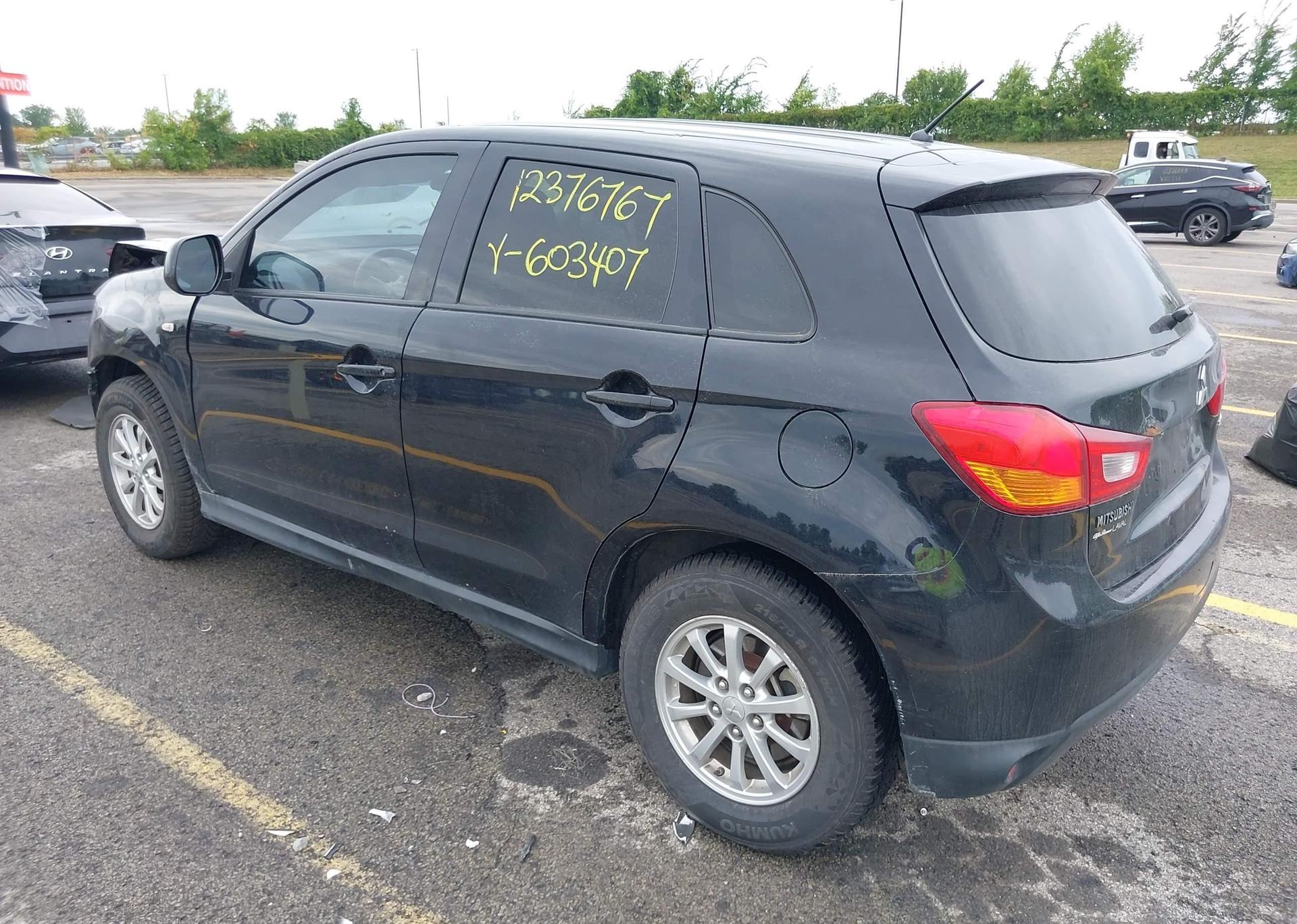 2014 MITSUBISHI RVR SE
