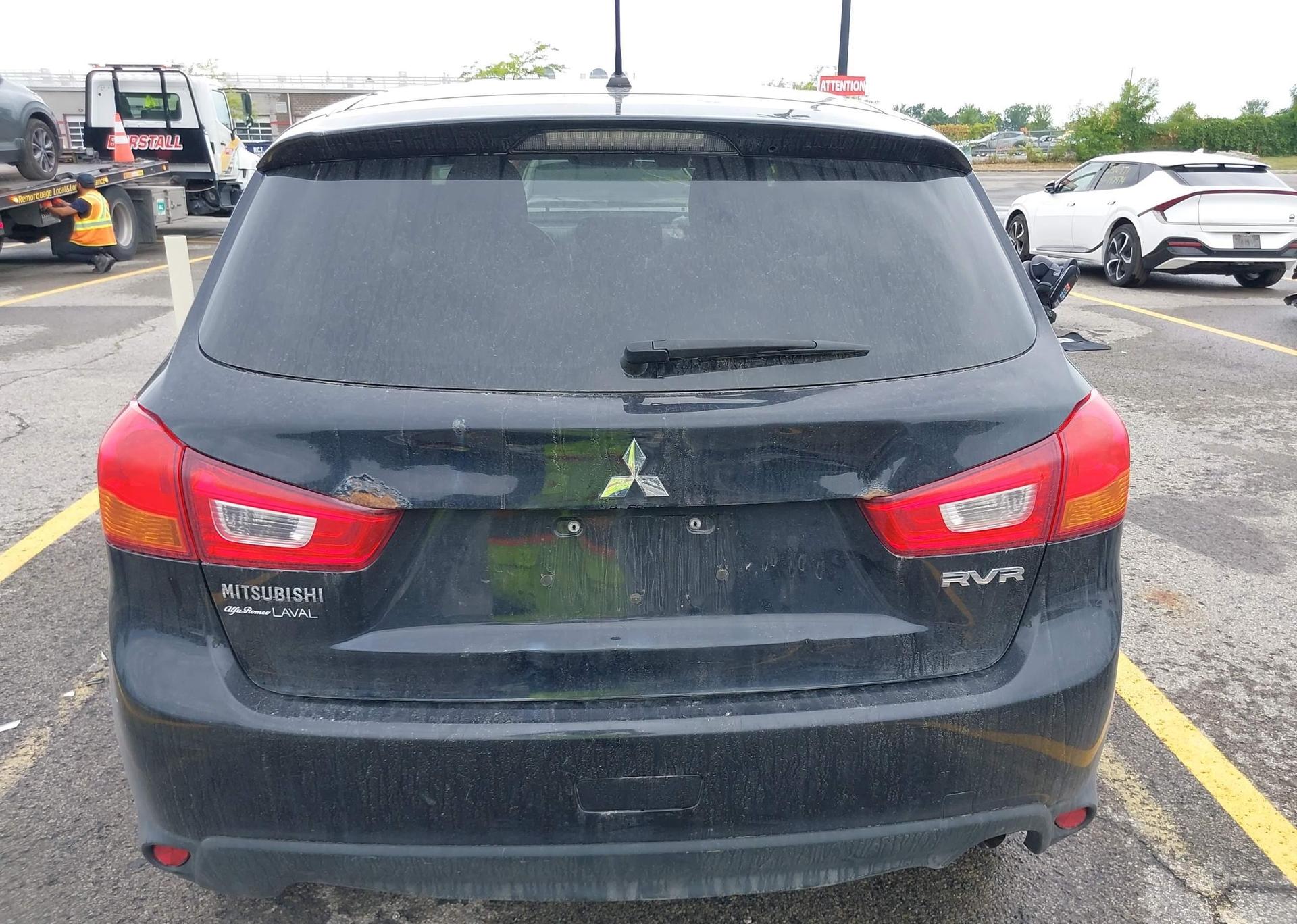 2014 MITSUBISHI RVR SE