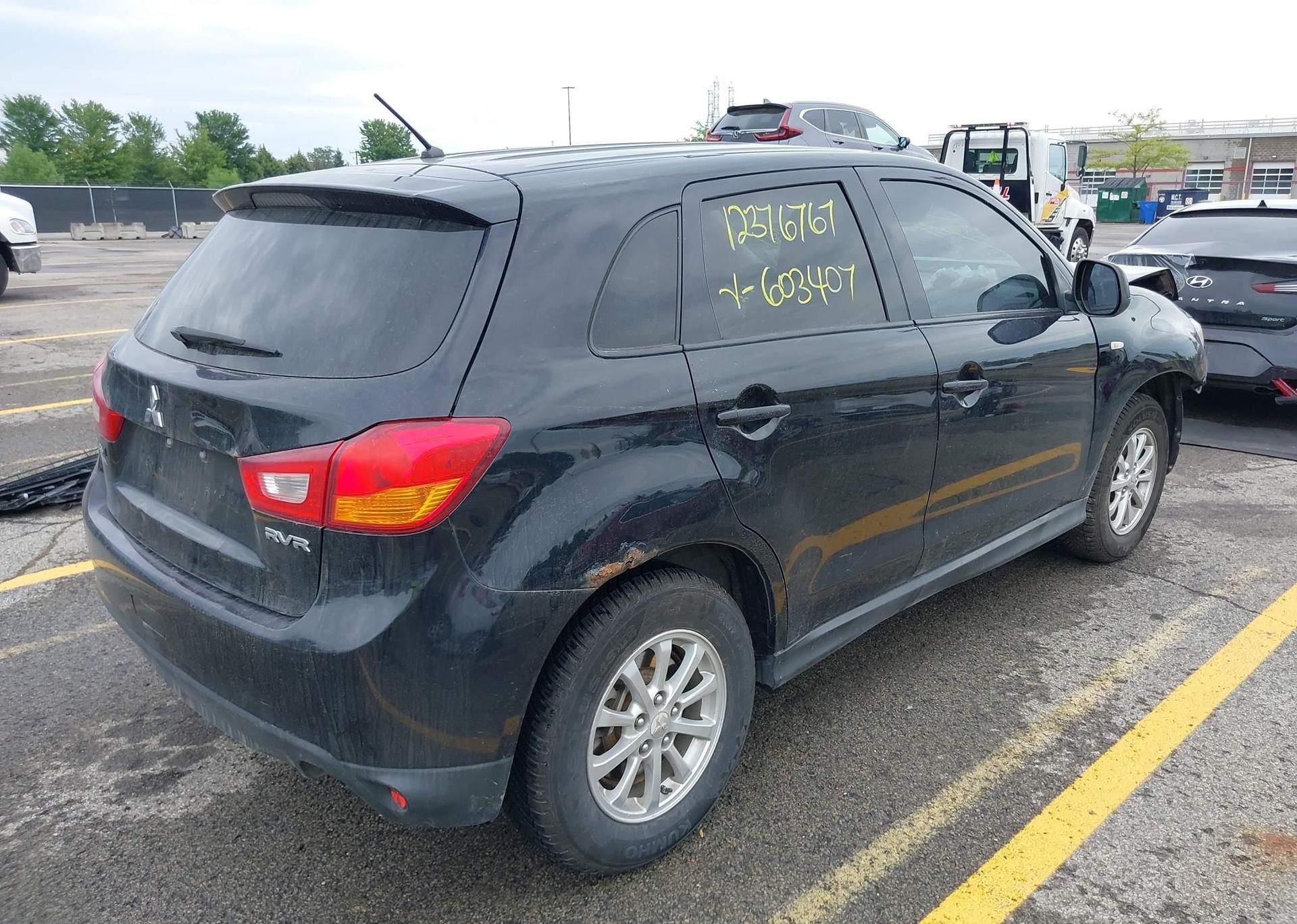 2014 MITSUBISHI RVR SE