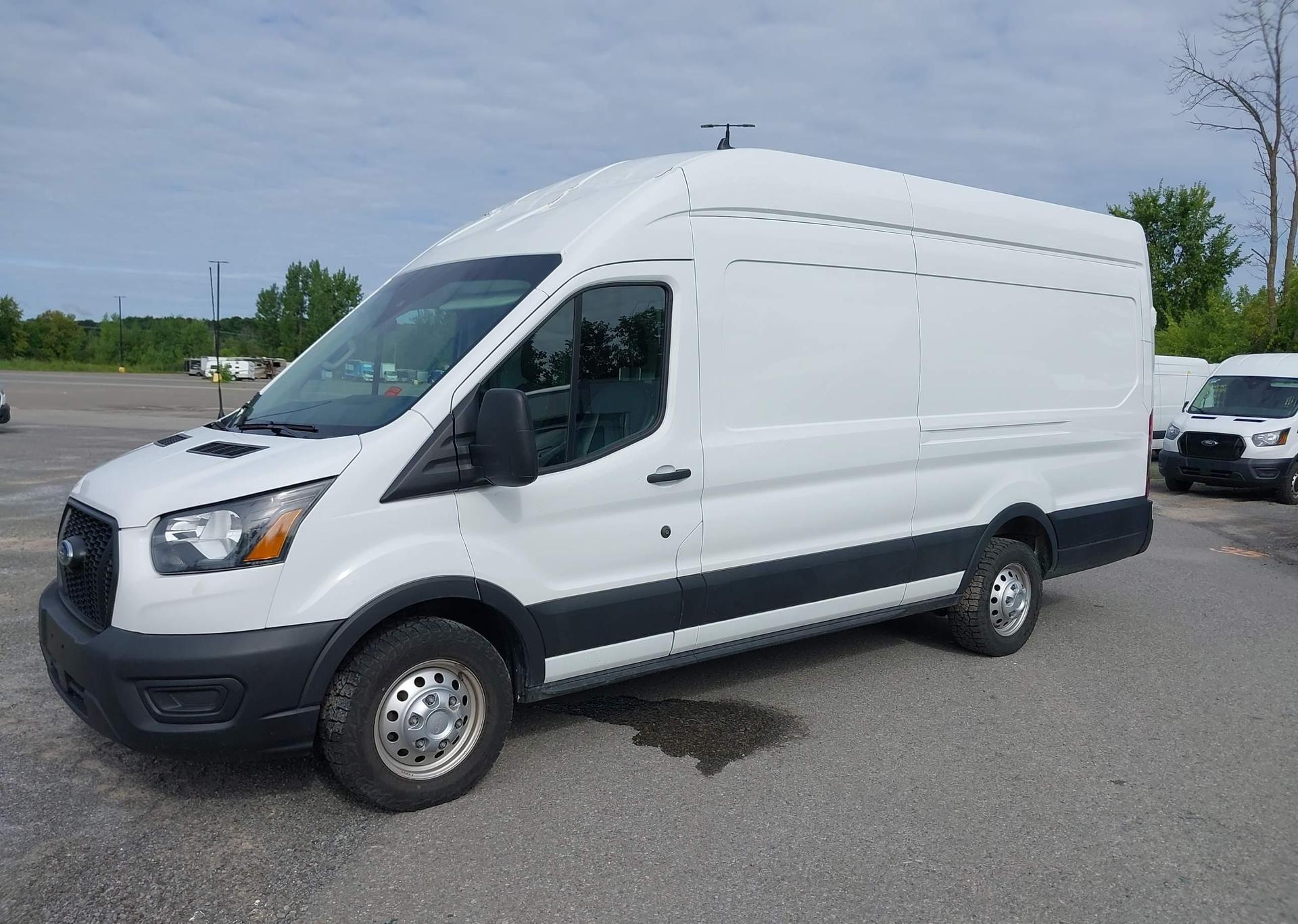 2023 FORD transit t-250