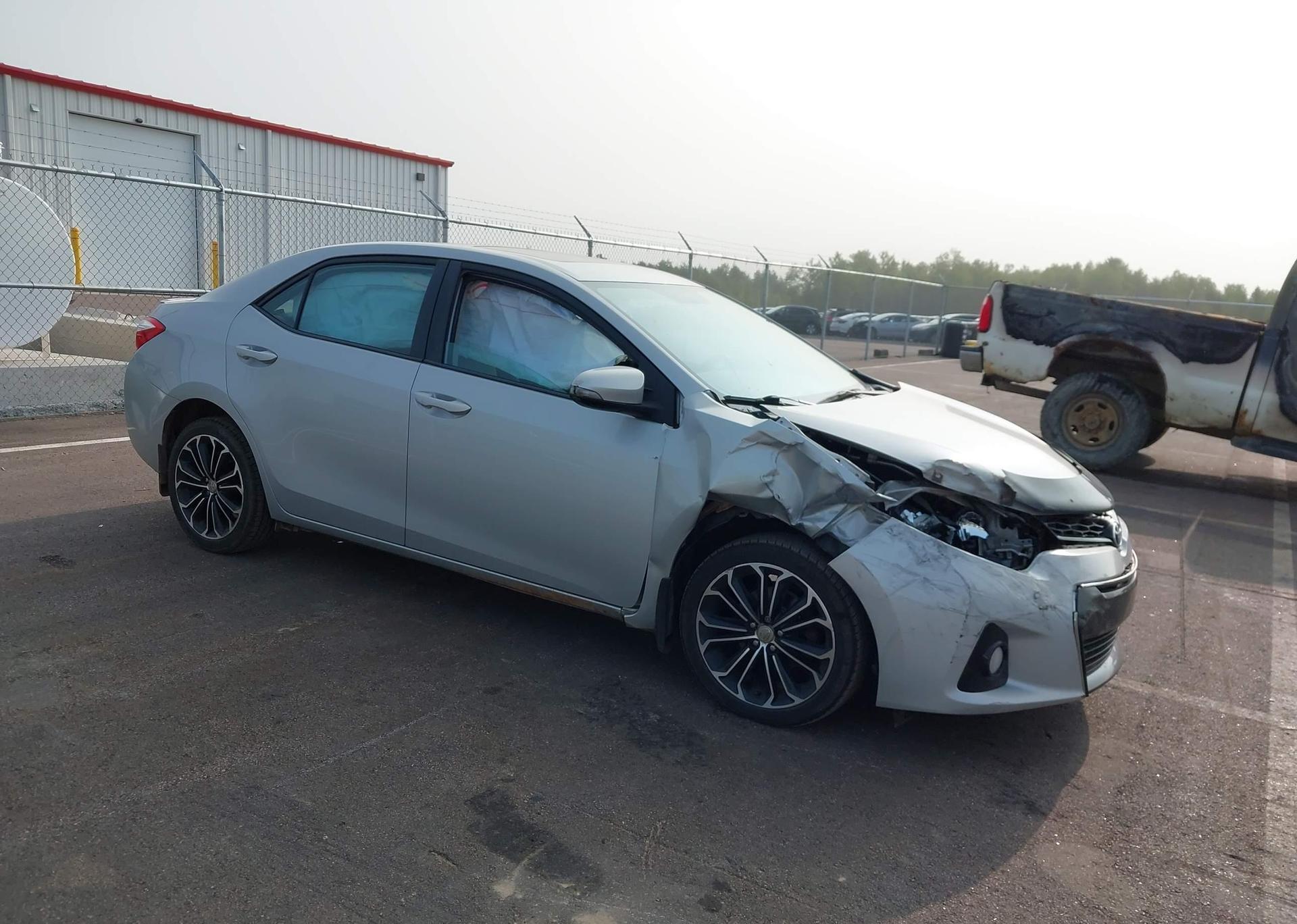 2015 TOYOTA COROLLA S