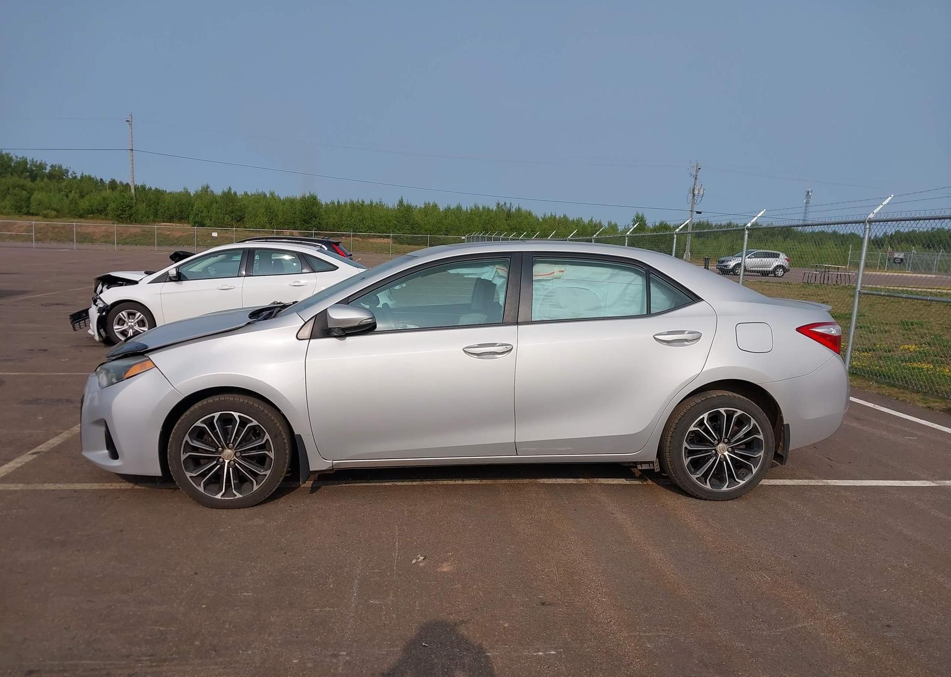 2015 TOYOTA COROLLA S