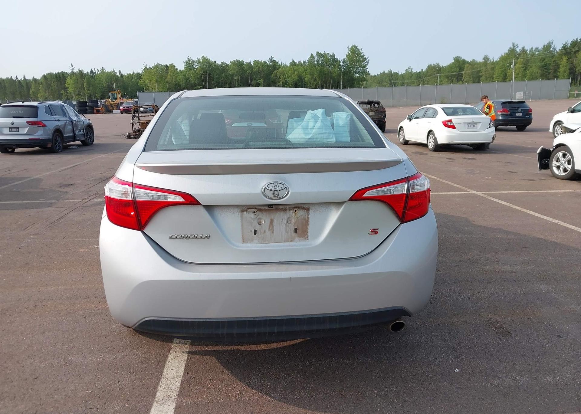 2015 TOYOTA COROLLA S