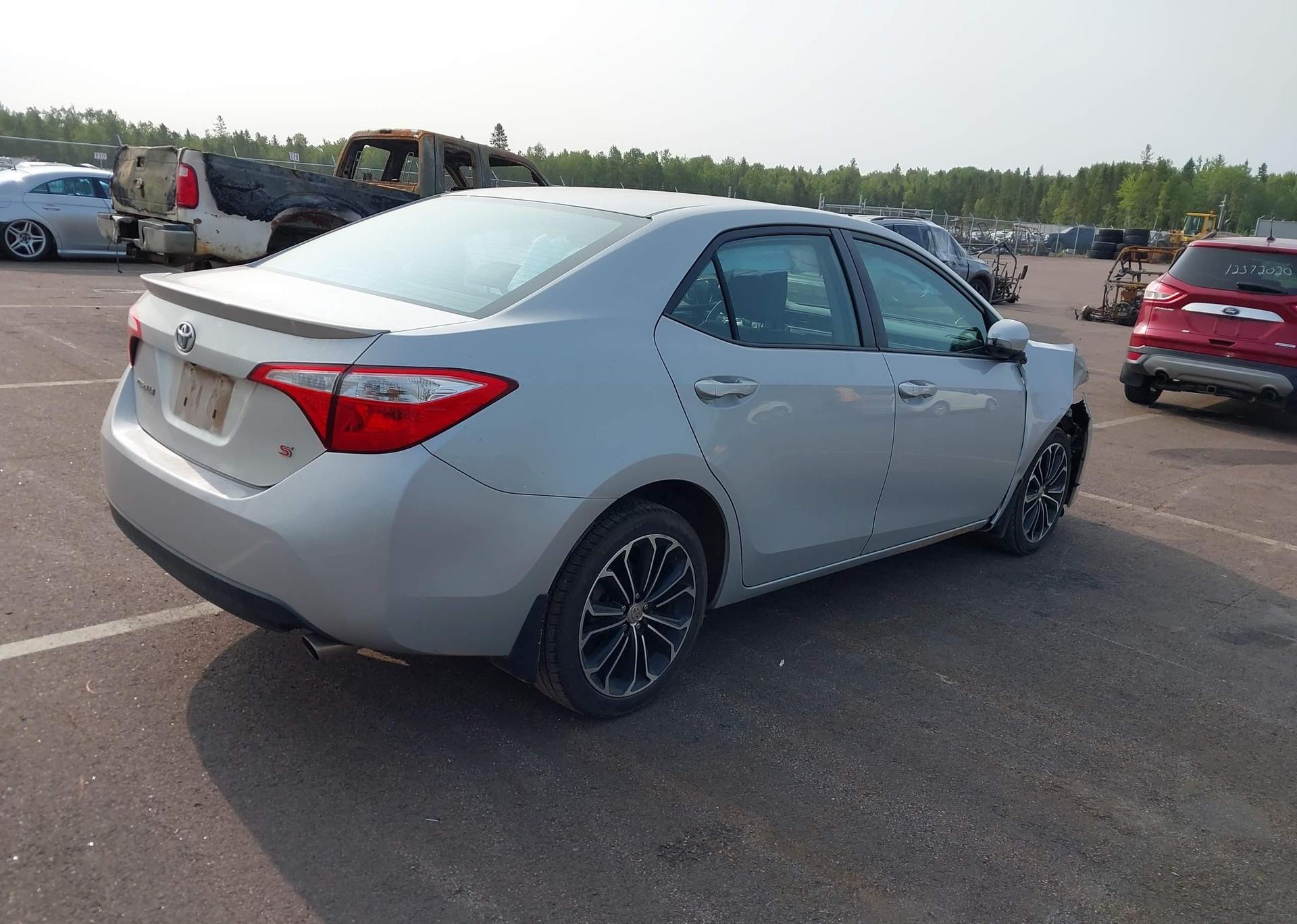 2015 TOYOTA COROLLA S