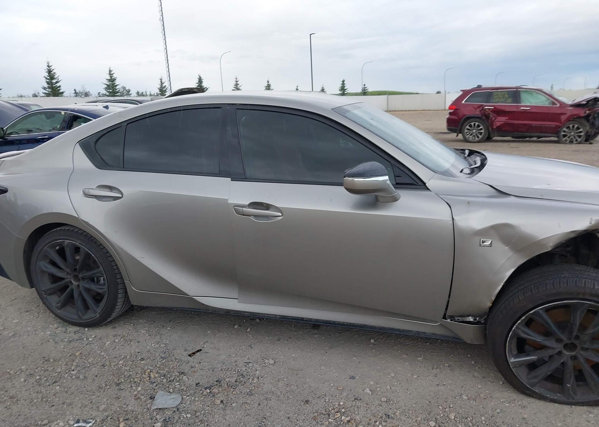 2022 LEXUS IS 300