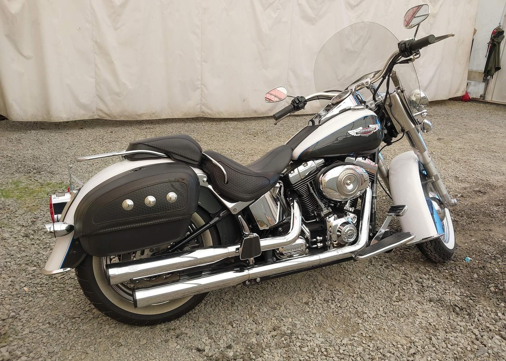 2008 HARLEY-DAVIDSON FLSTN