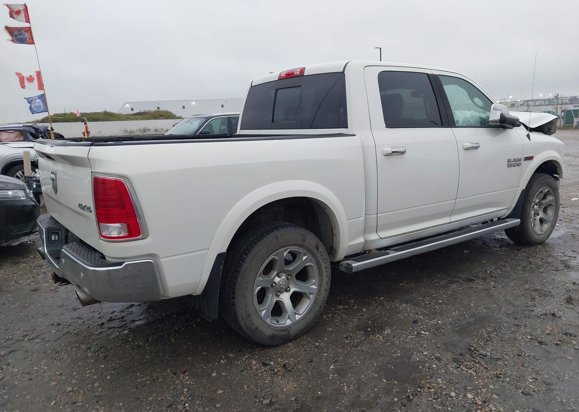 2016 RAM 1500 LARAMIE