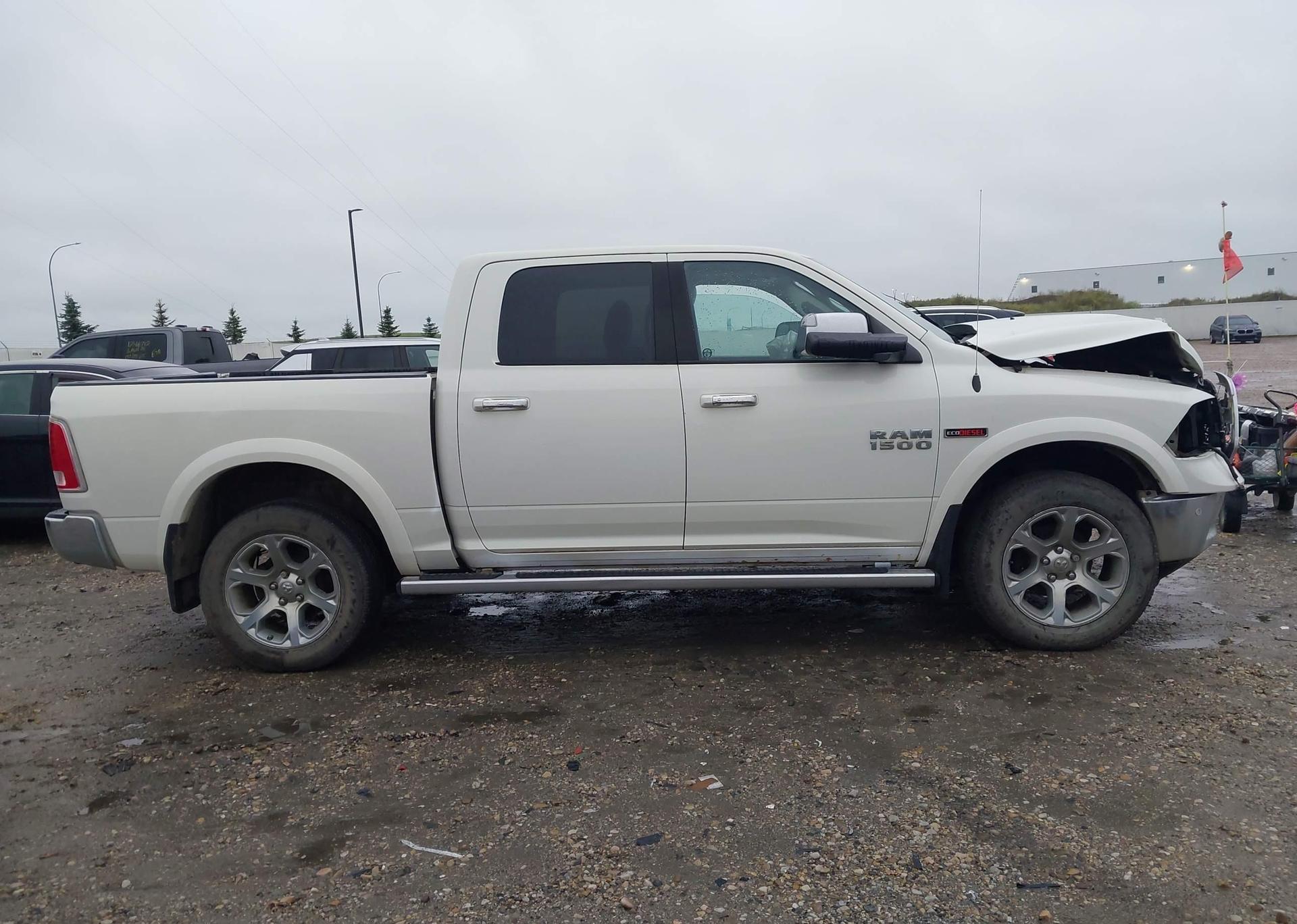 2016 RAM 1500 LARAMIE