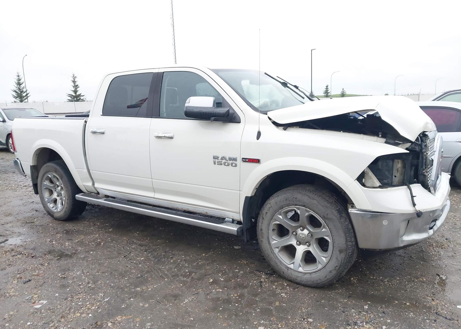 2016 RAM 1500 LARAMIE