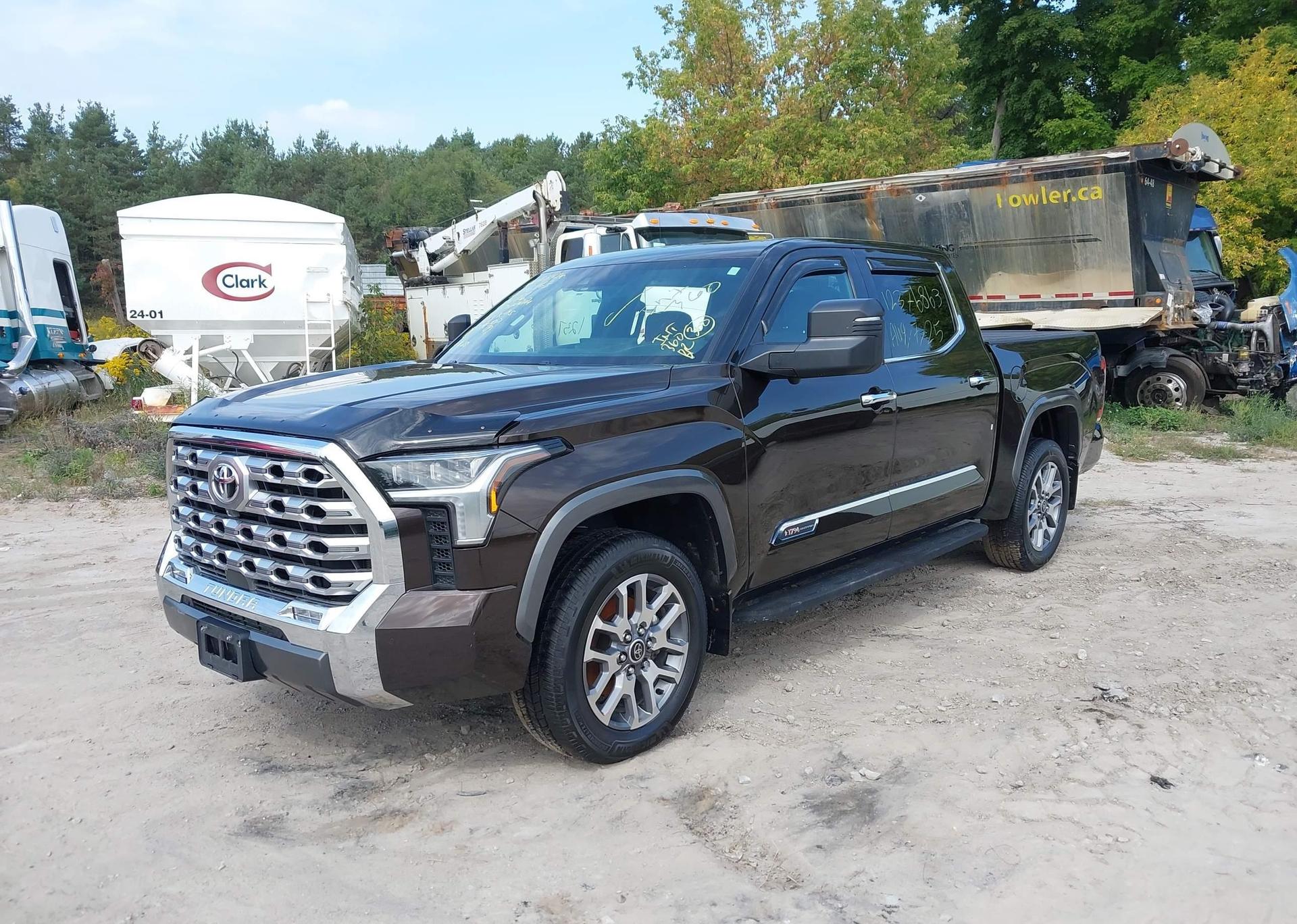 2023 TOYOTA TUNDRA PLATINUM