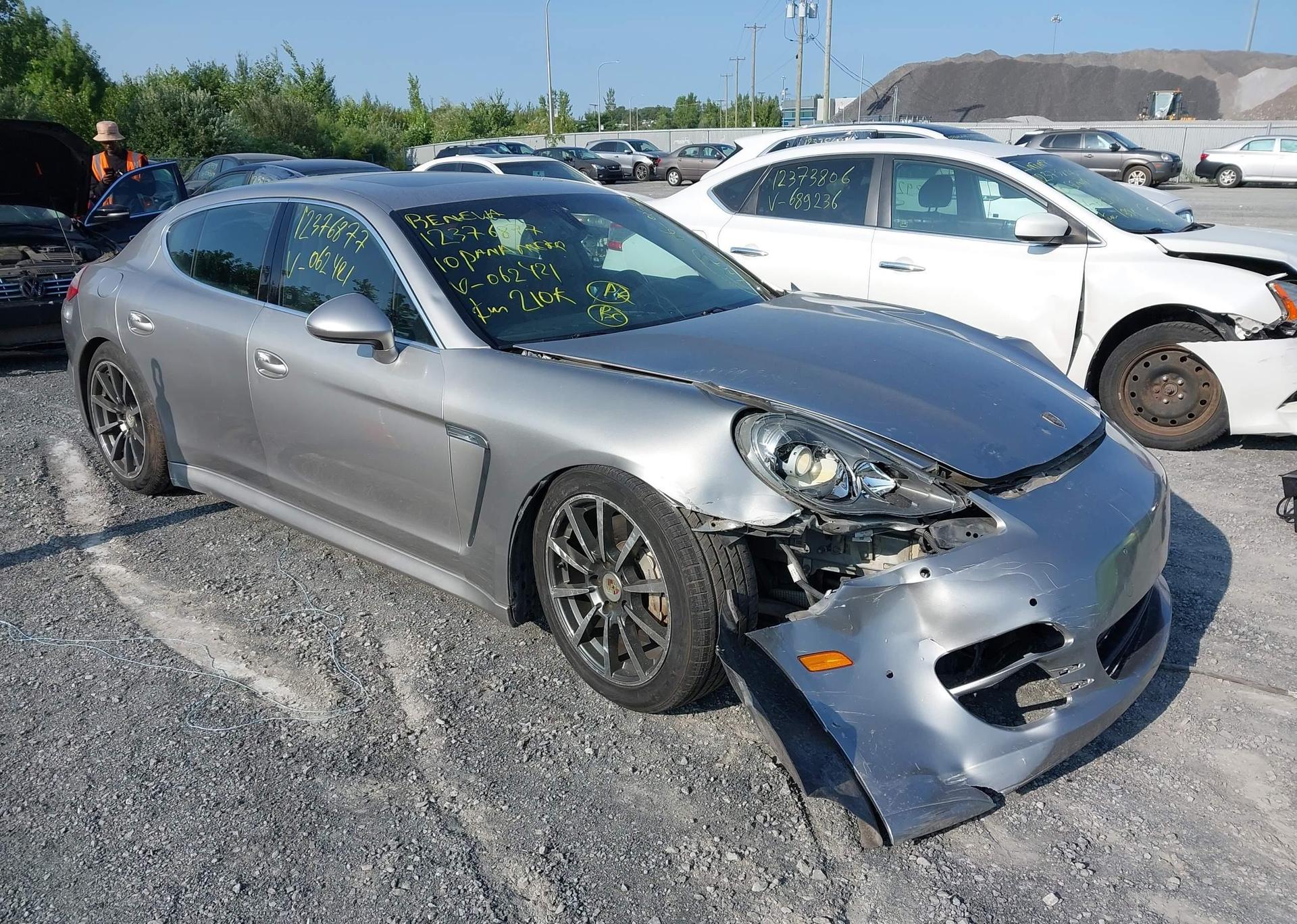 2010 PORSCHE PANAMERA 4S