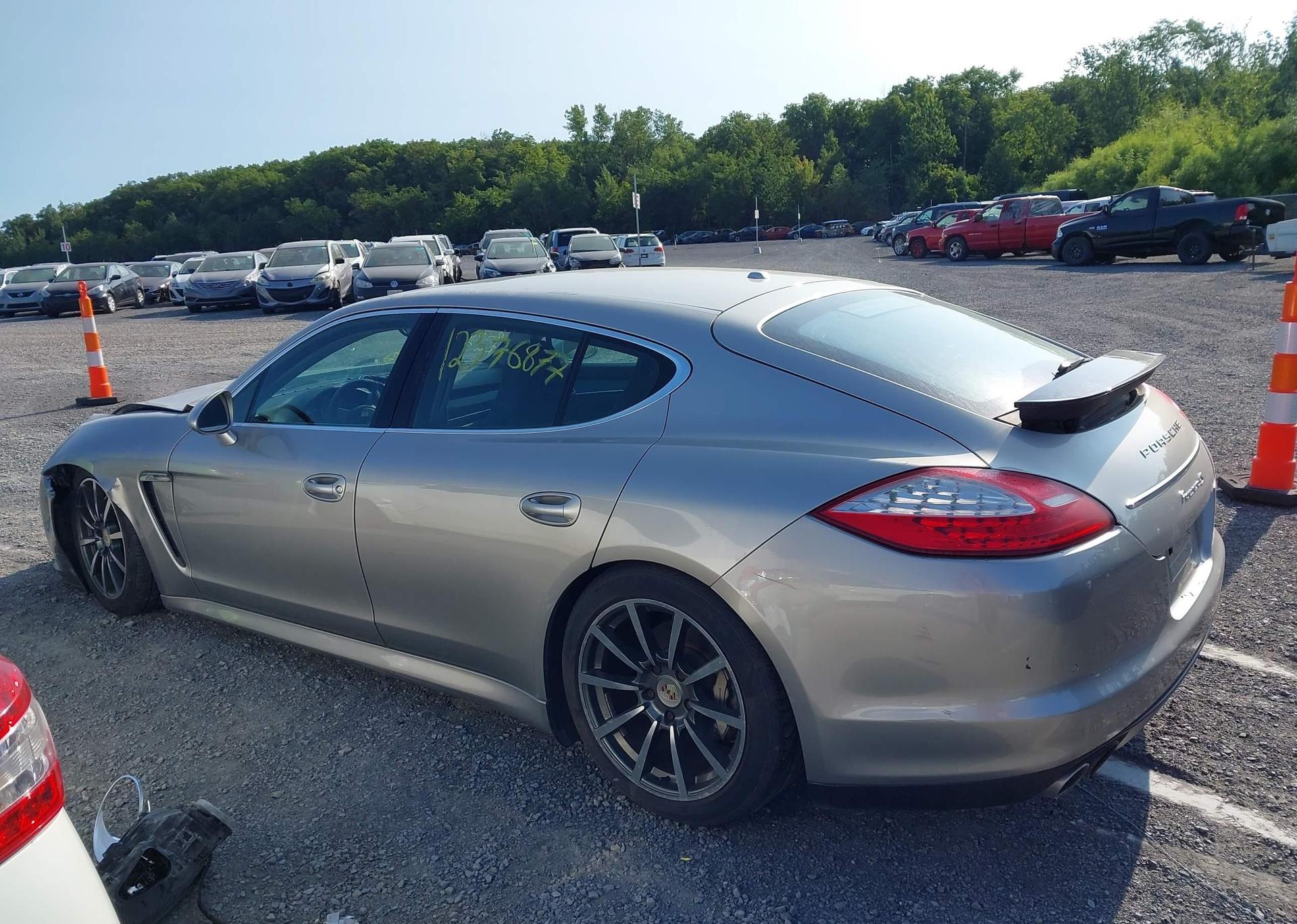 2010 PORSCHE PANAMERA 4S