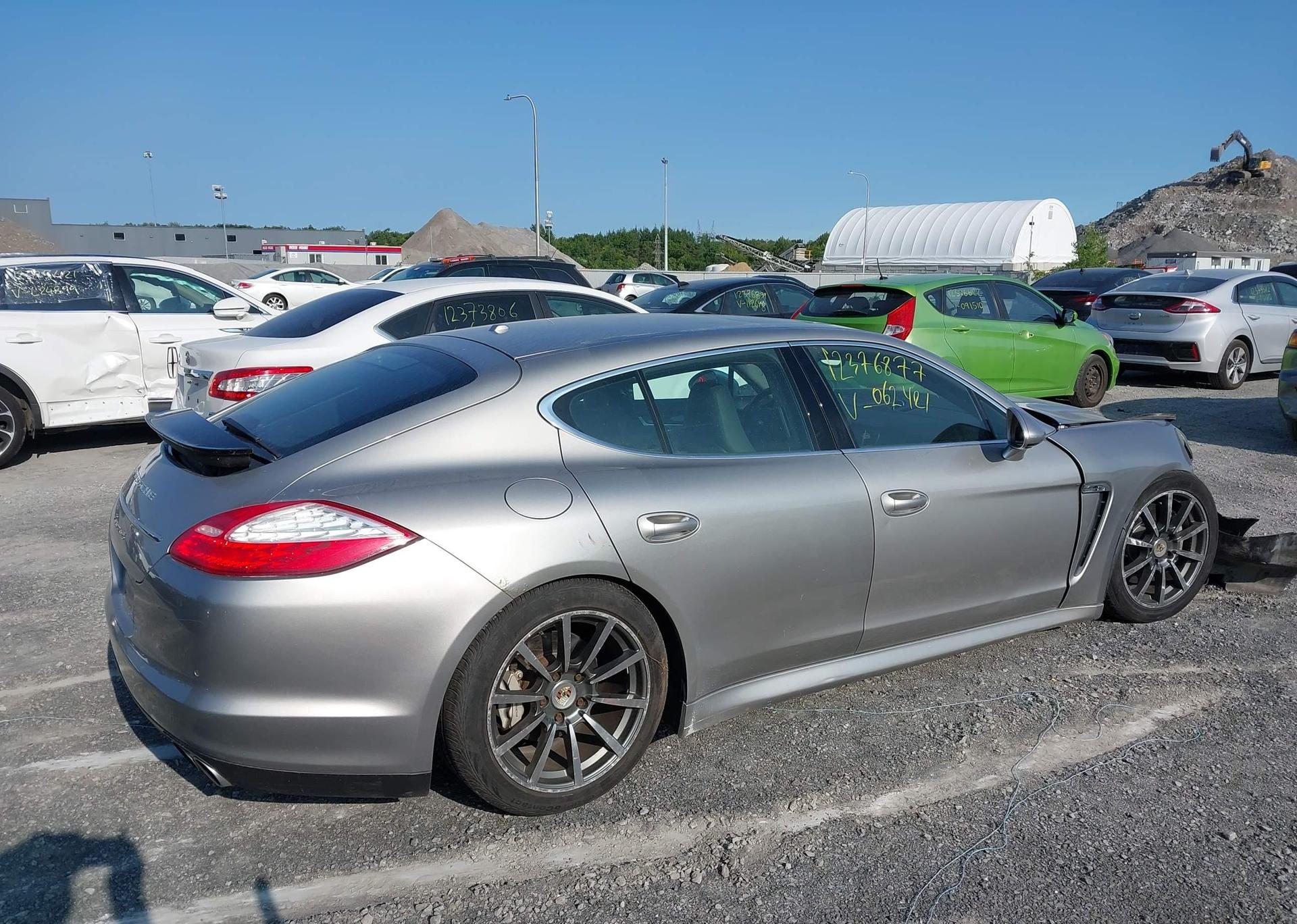 2010 PORSCHE PANAMERA 4S