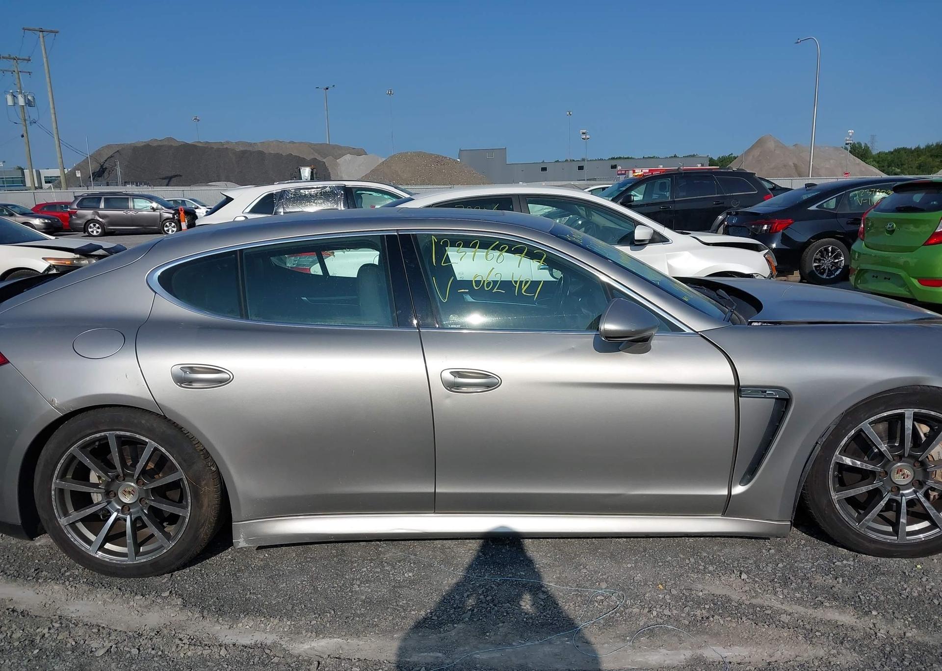 2010 PORSCHE PANAMERA 4S