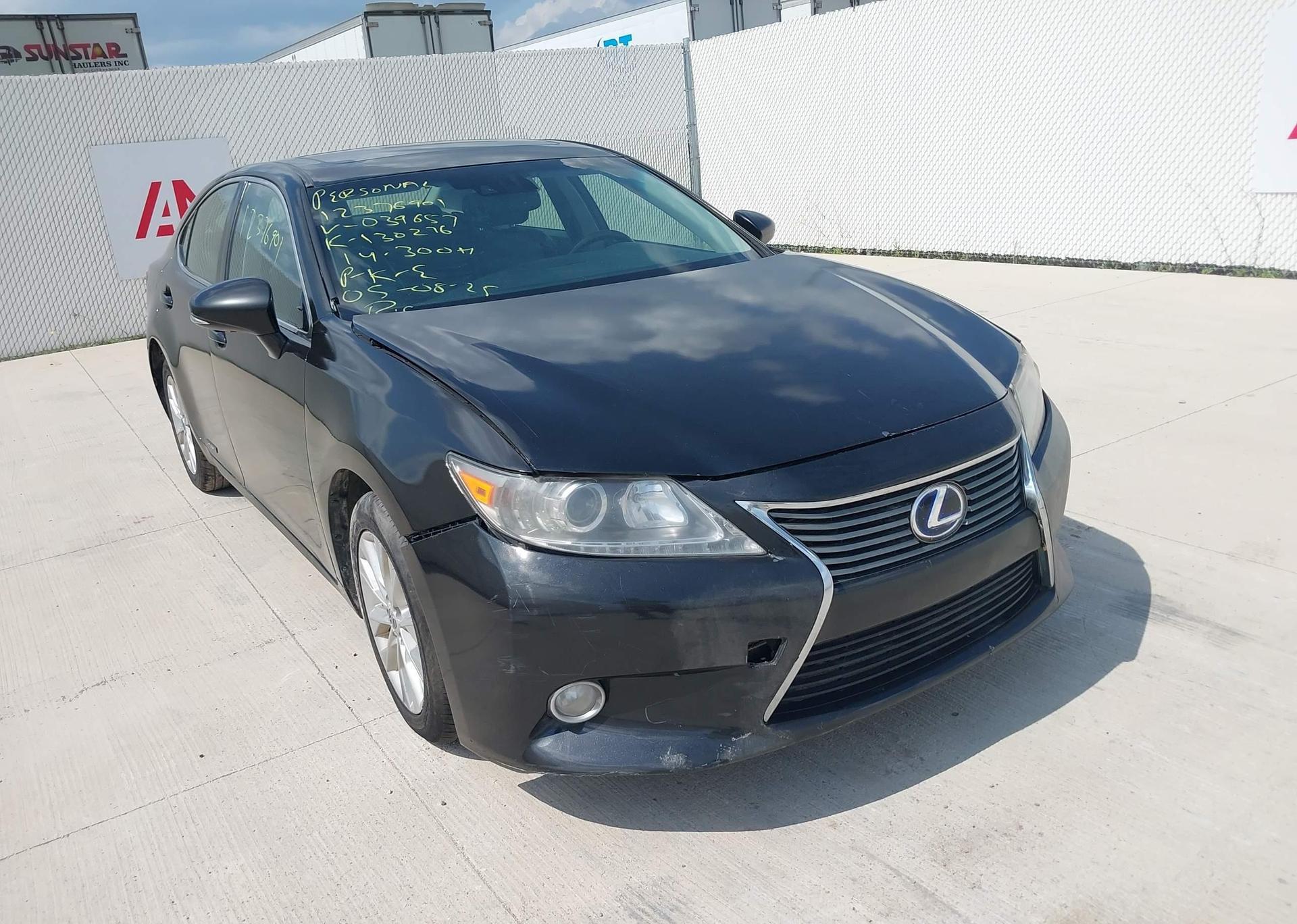 2014 LEXUS ES 300H