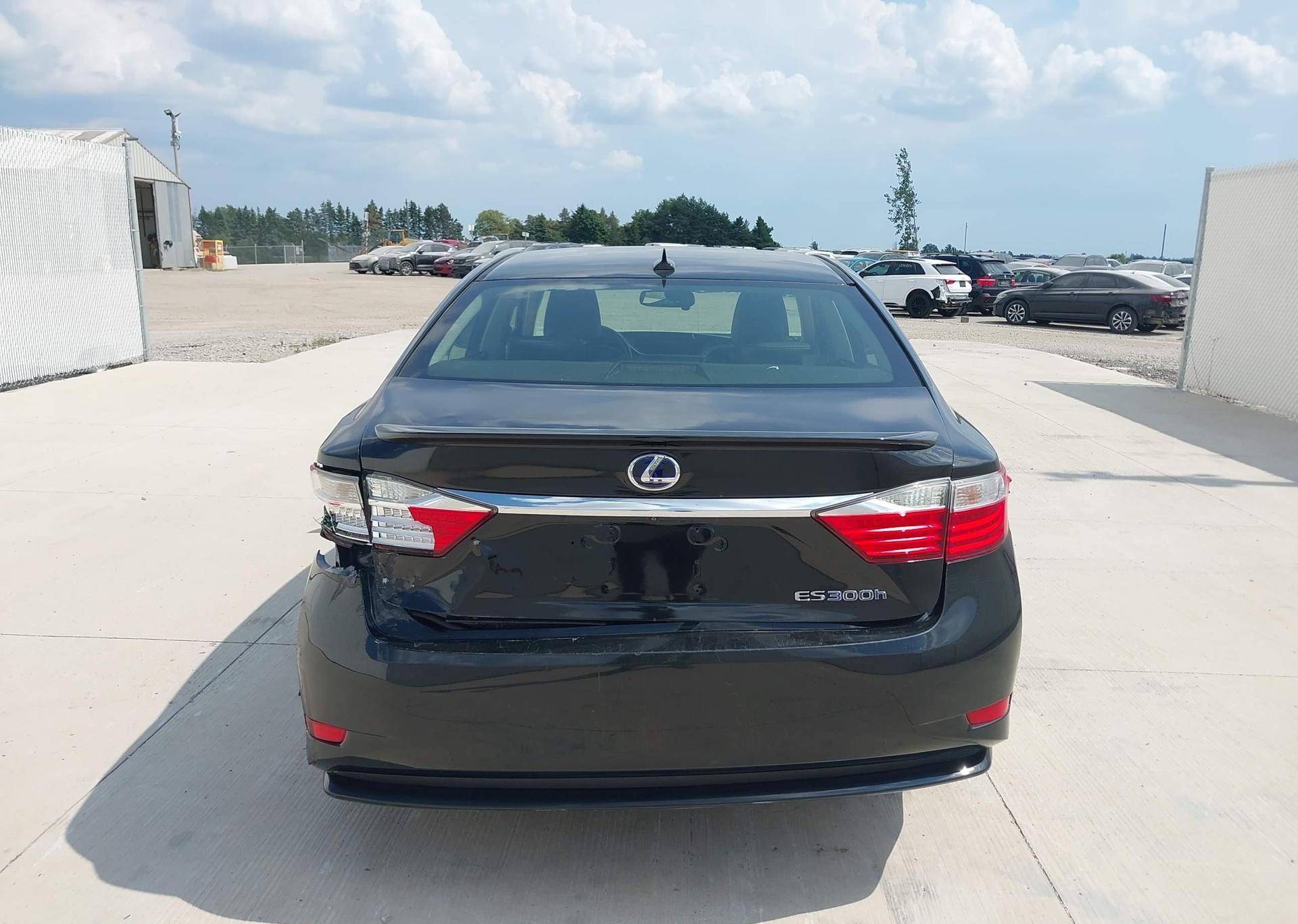 2014 LEXUS ES 300H