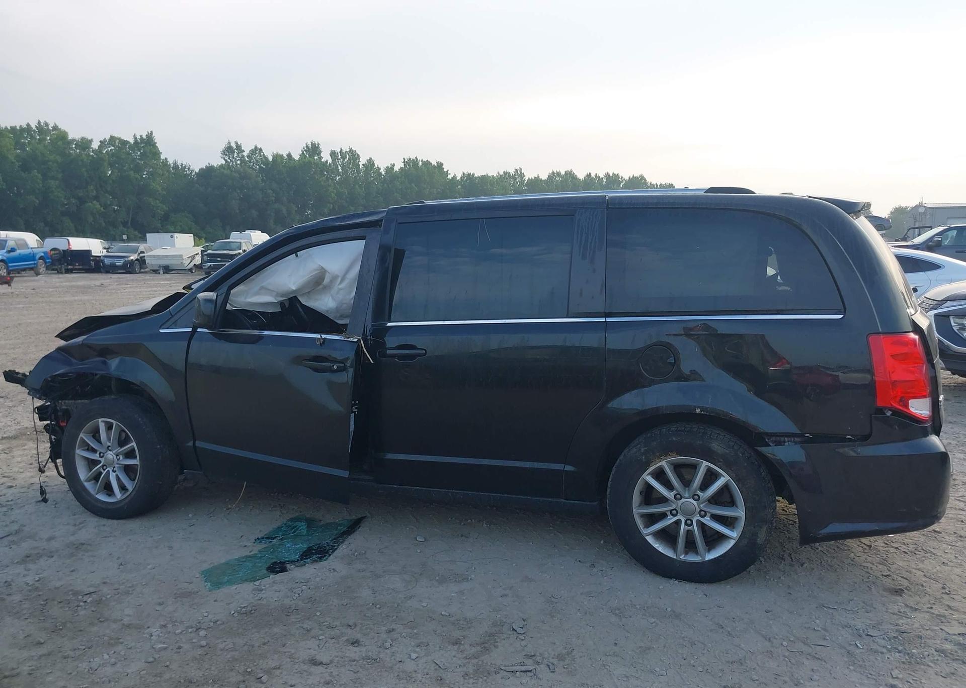 2020 DODGE GRAND CARAVAN SXT