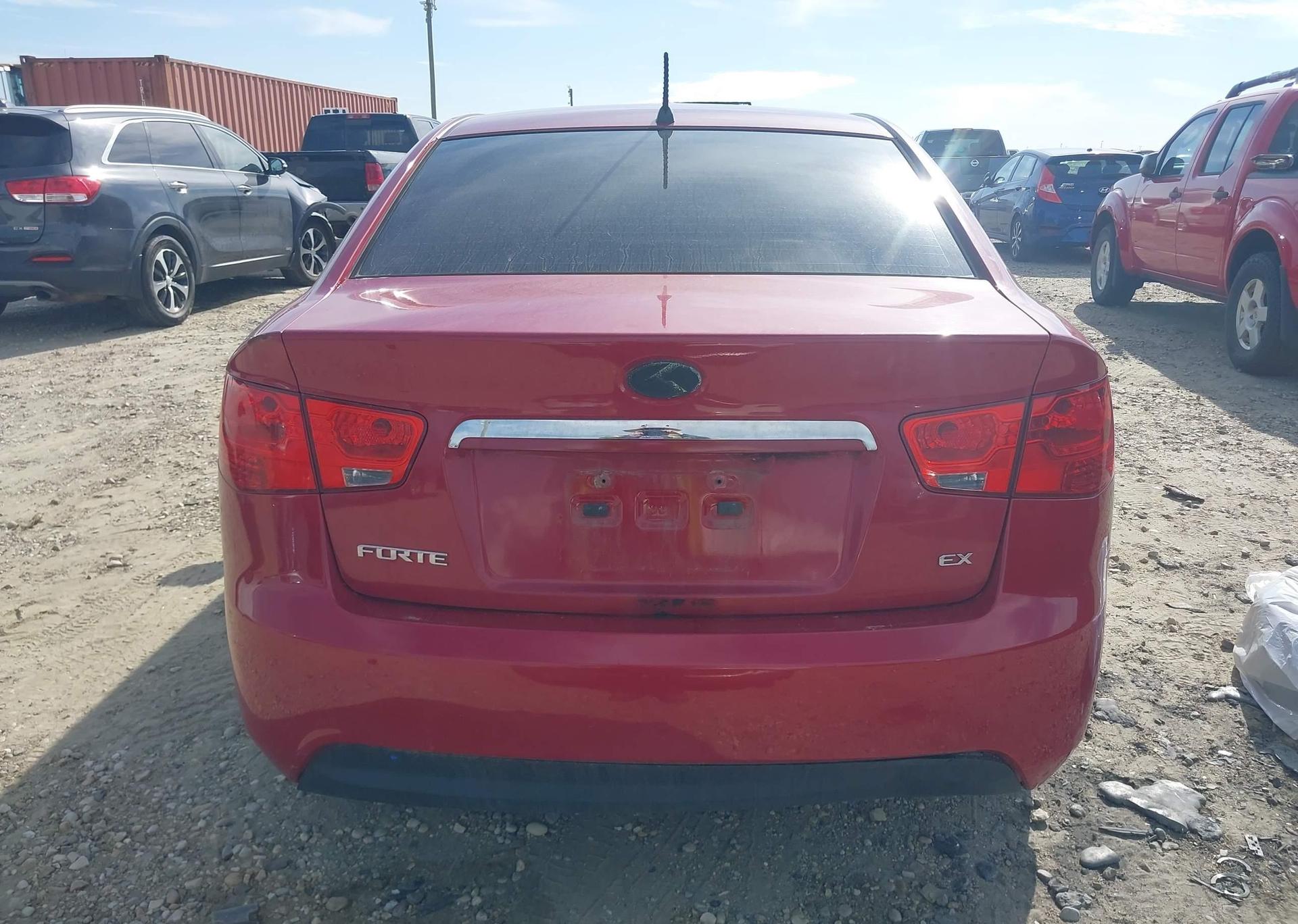 2013 KIA FORTE 2.0L EX