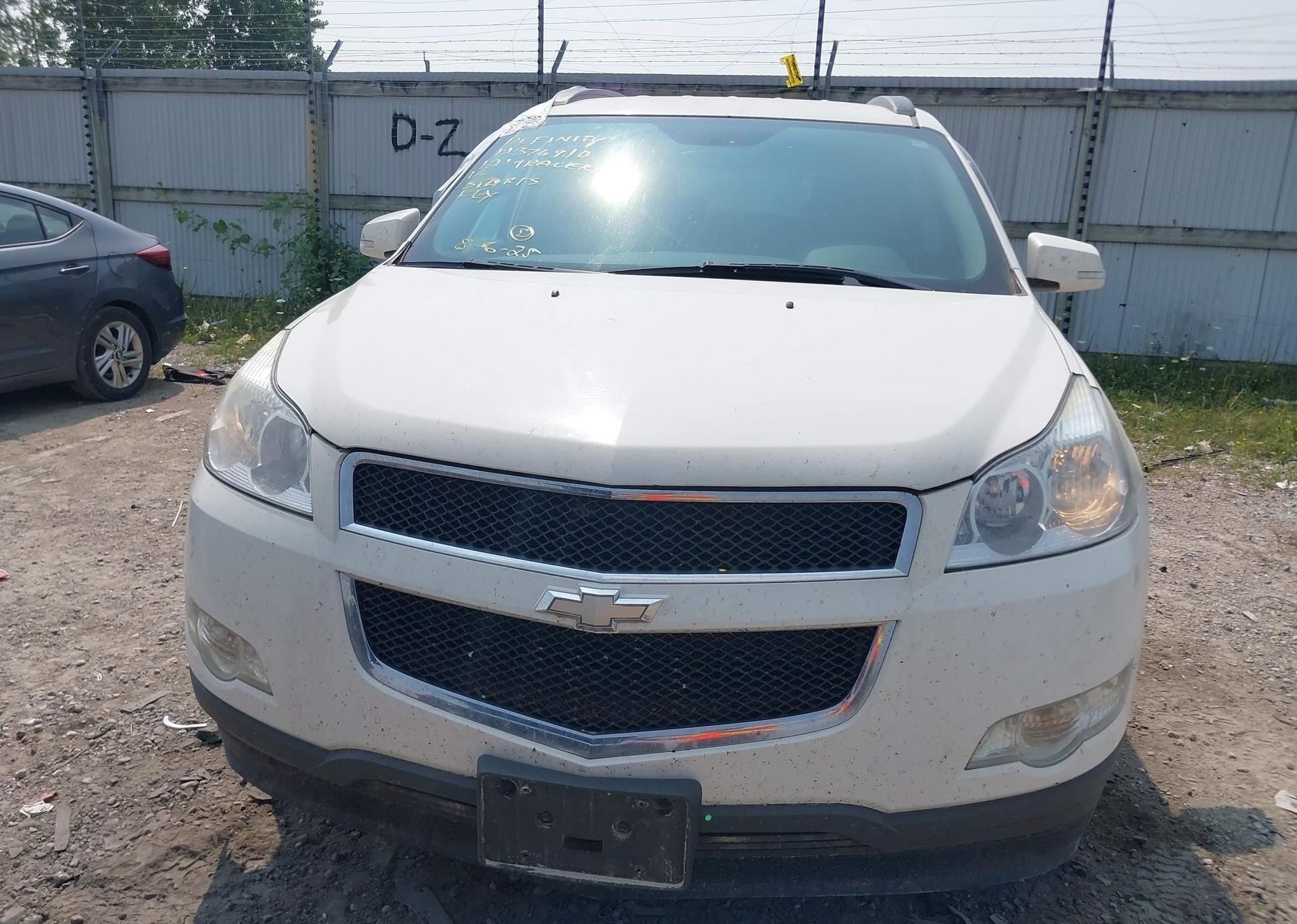 2012 CHEVROLET TRAVERSE LT