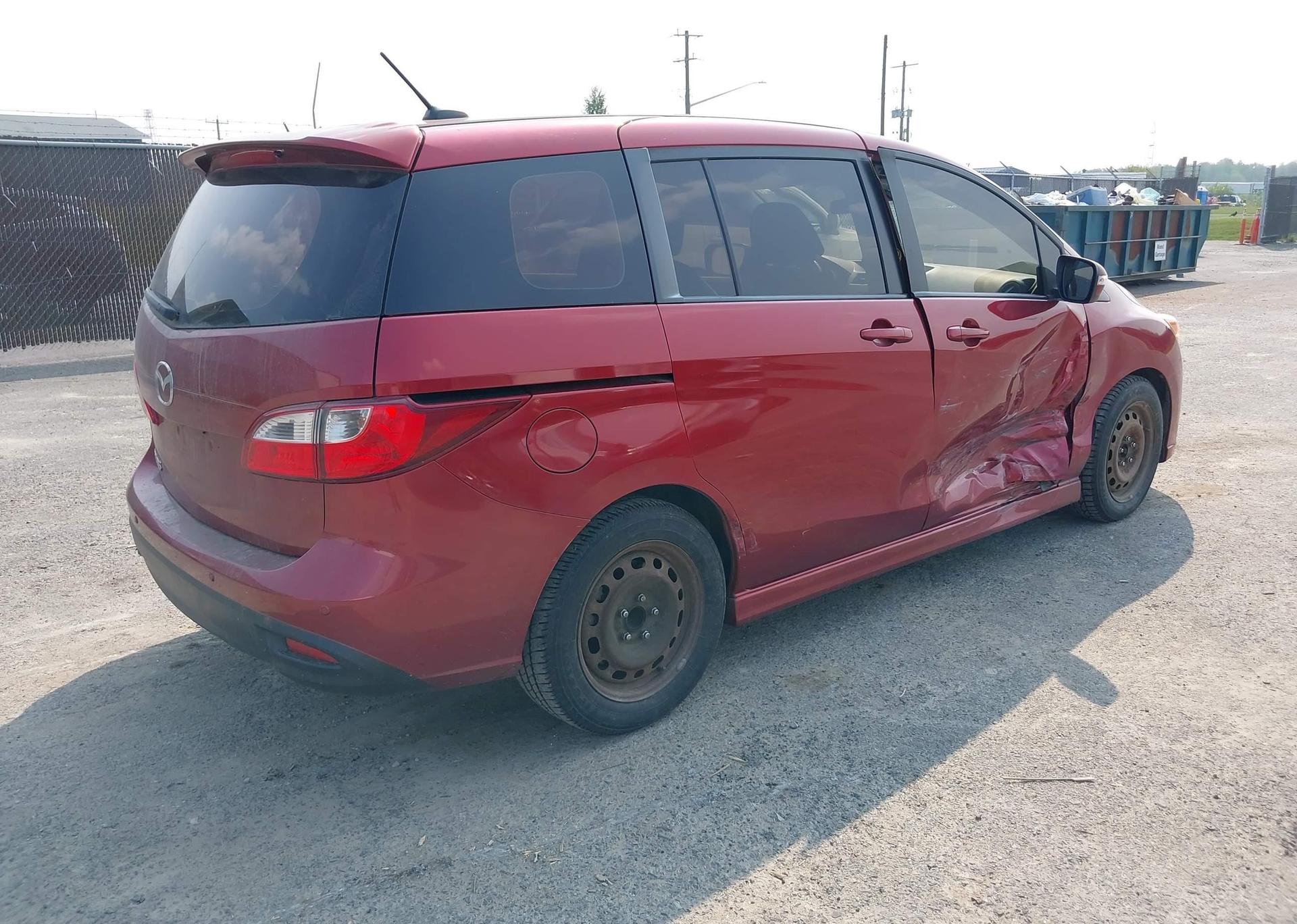 2017 MAZDA MAZDA5 GT