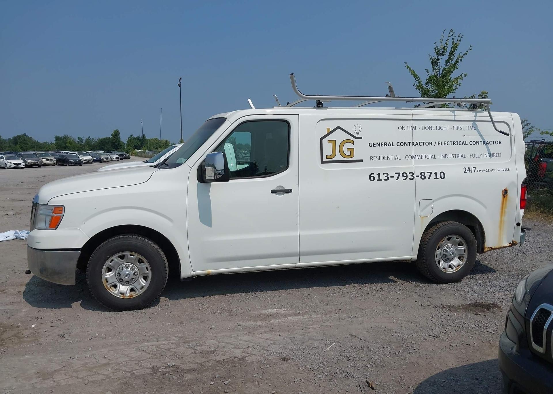 2013 NISSAN NV 2500