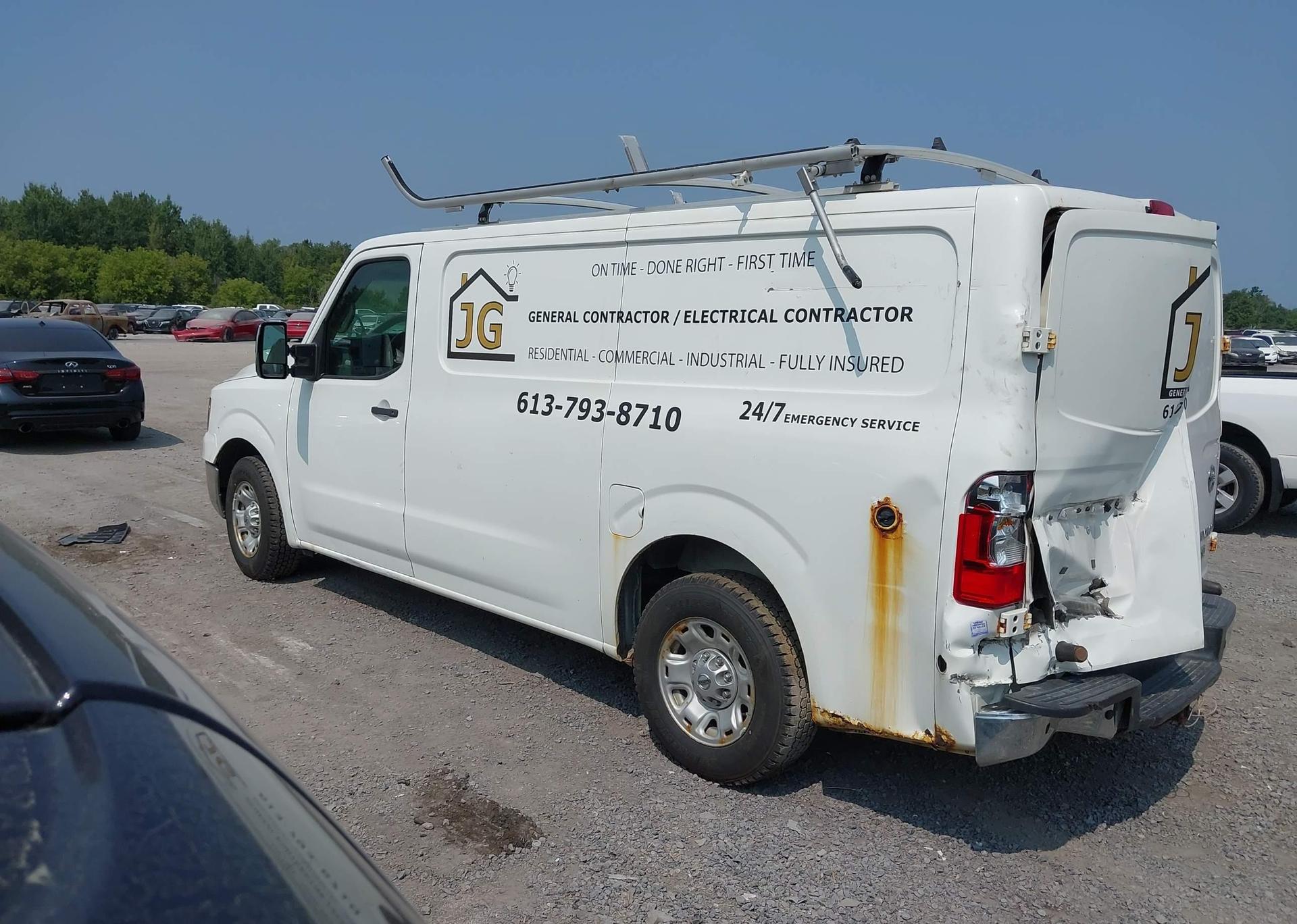 2013 NISSAN NV 2500