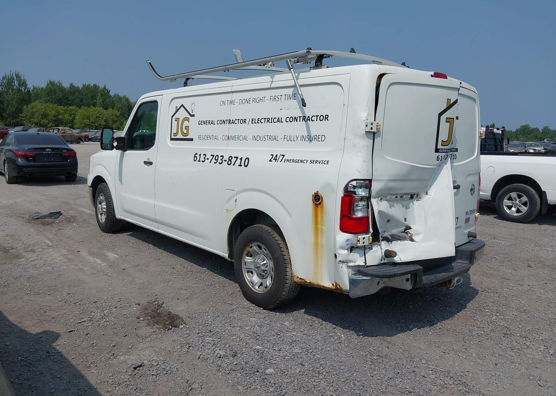 2013 NISSAN NV 2500