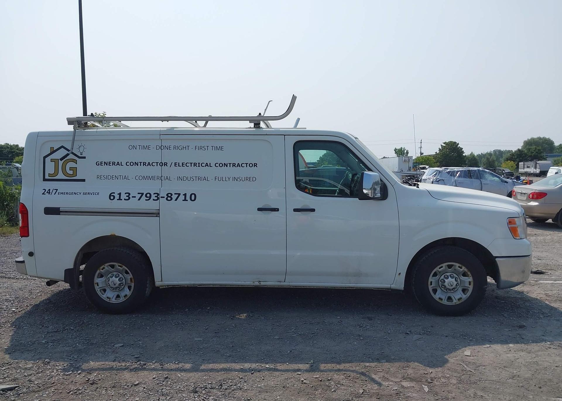 2013 NISSAN NV 2500
