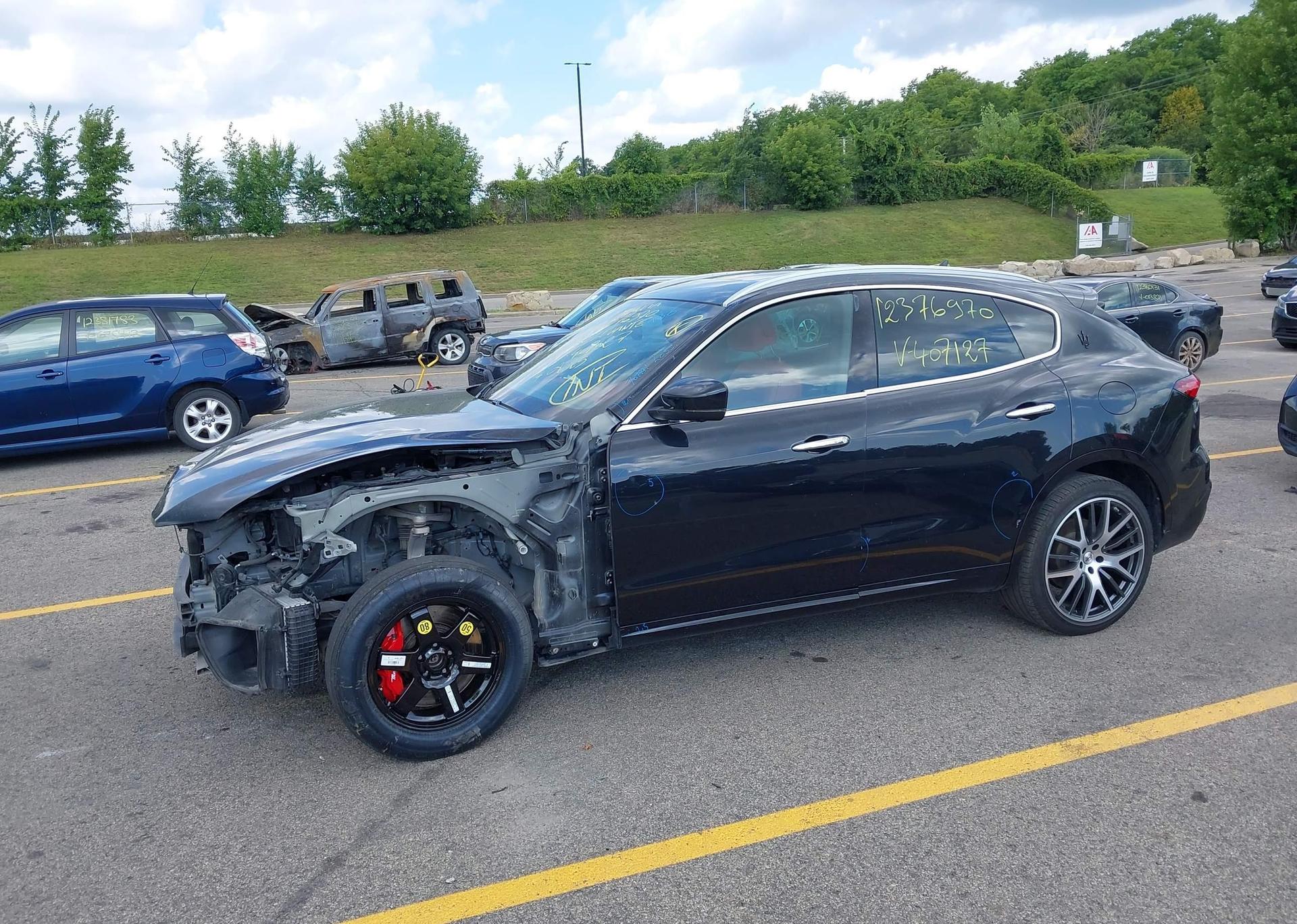 2022 MASERATI LEVANTE MODENA