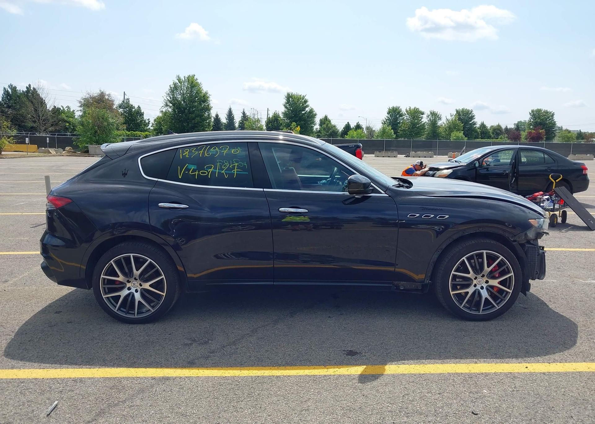 2022 MASERATI LEVANTE MODENA