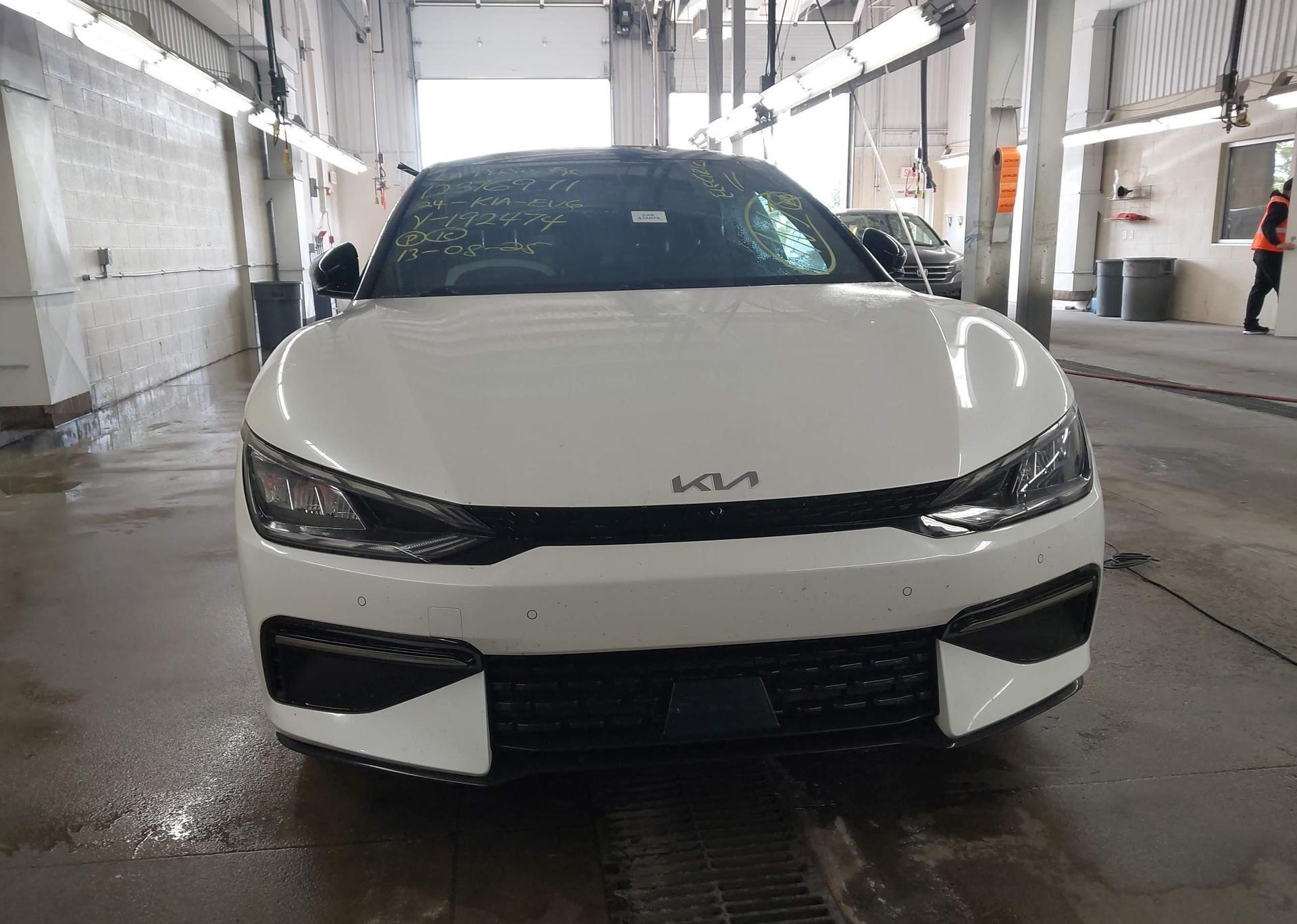 2024 KIA EV6 GT LINE