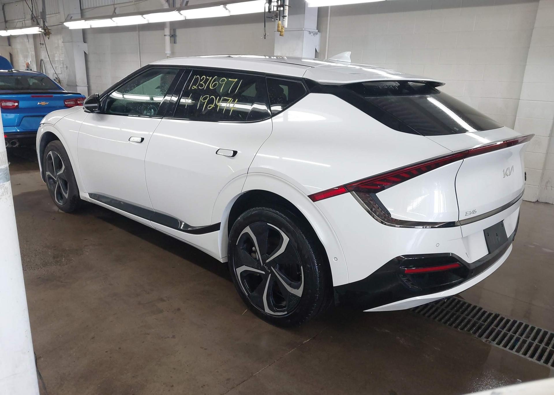 2024 KIA EV6 GT LINE