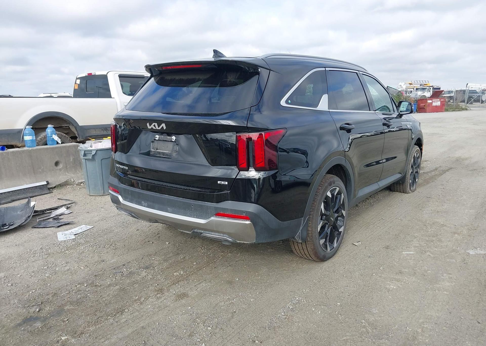 2025 KIA SORENTO EX
