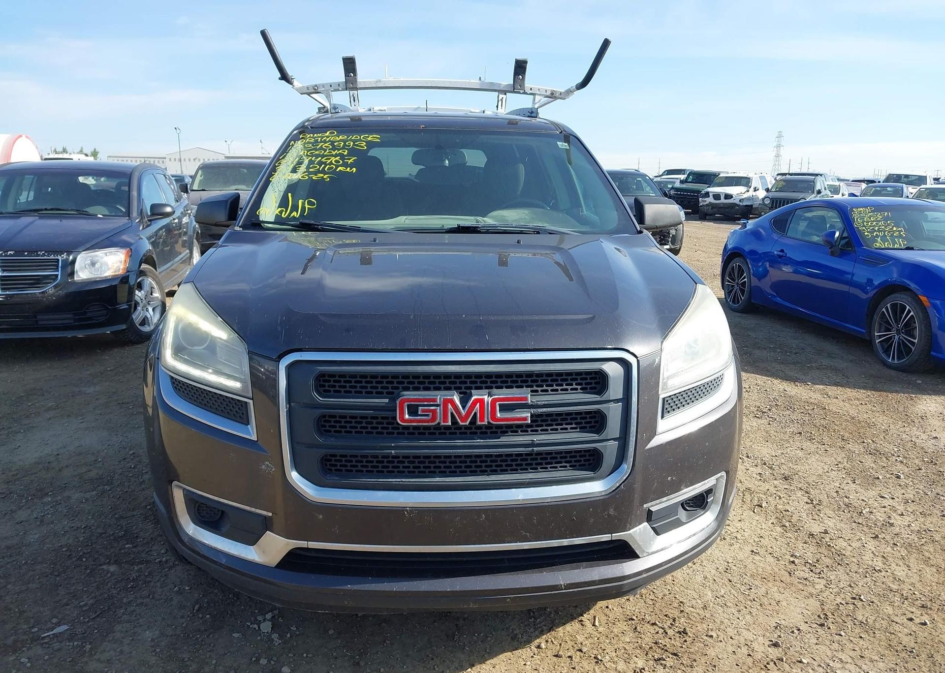 2013 GMC ACADIA SLE