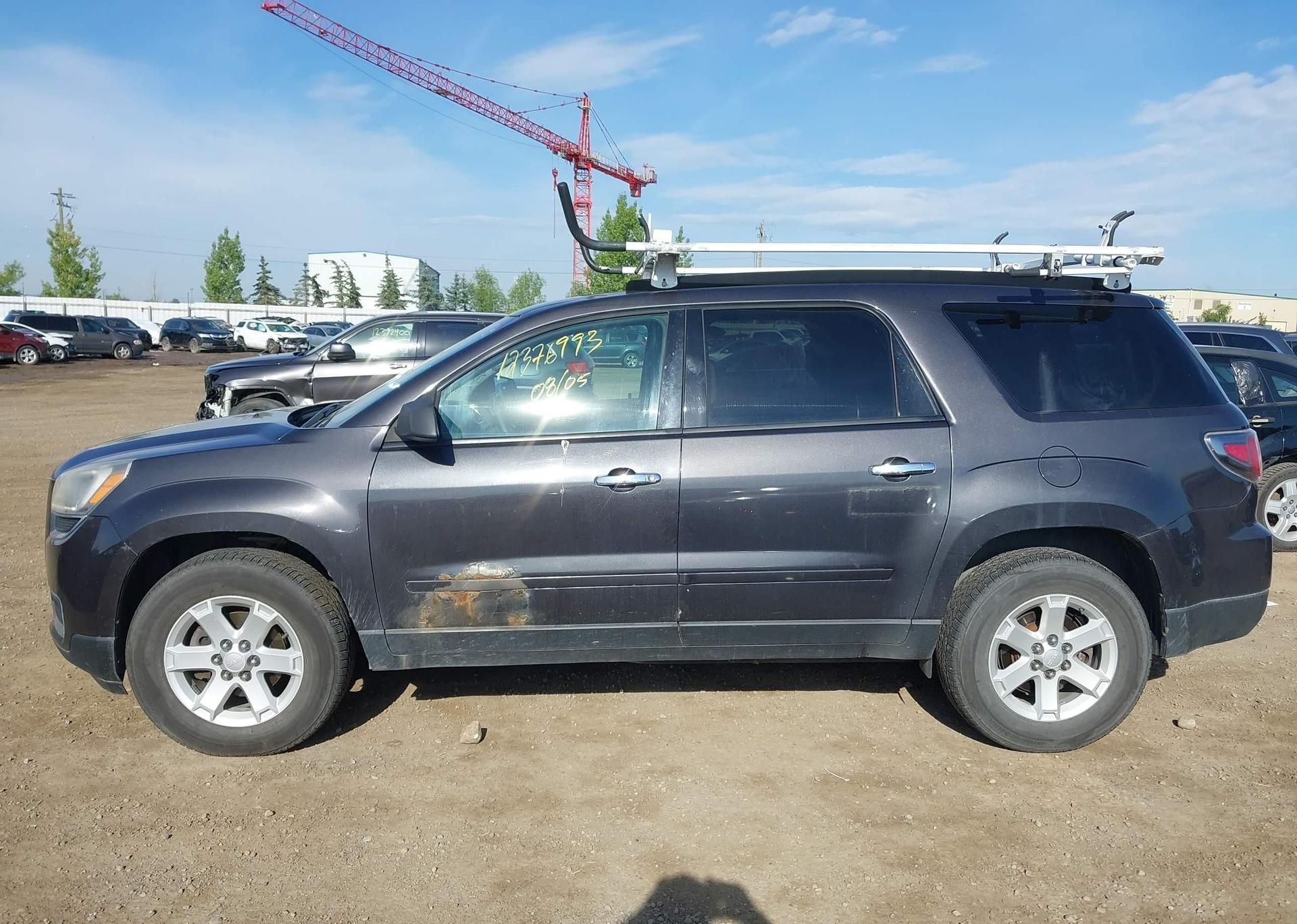 2013 GMC ACADIA SLE
