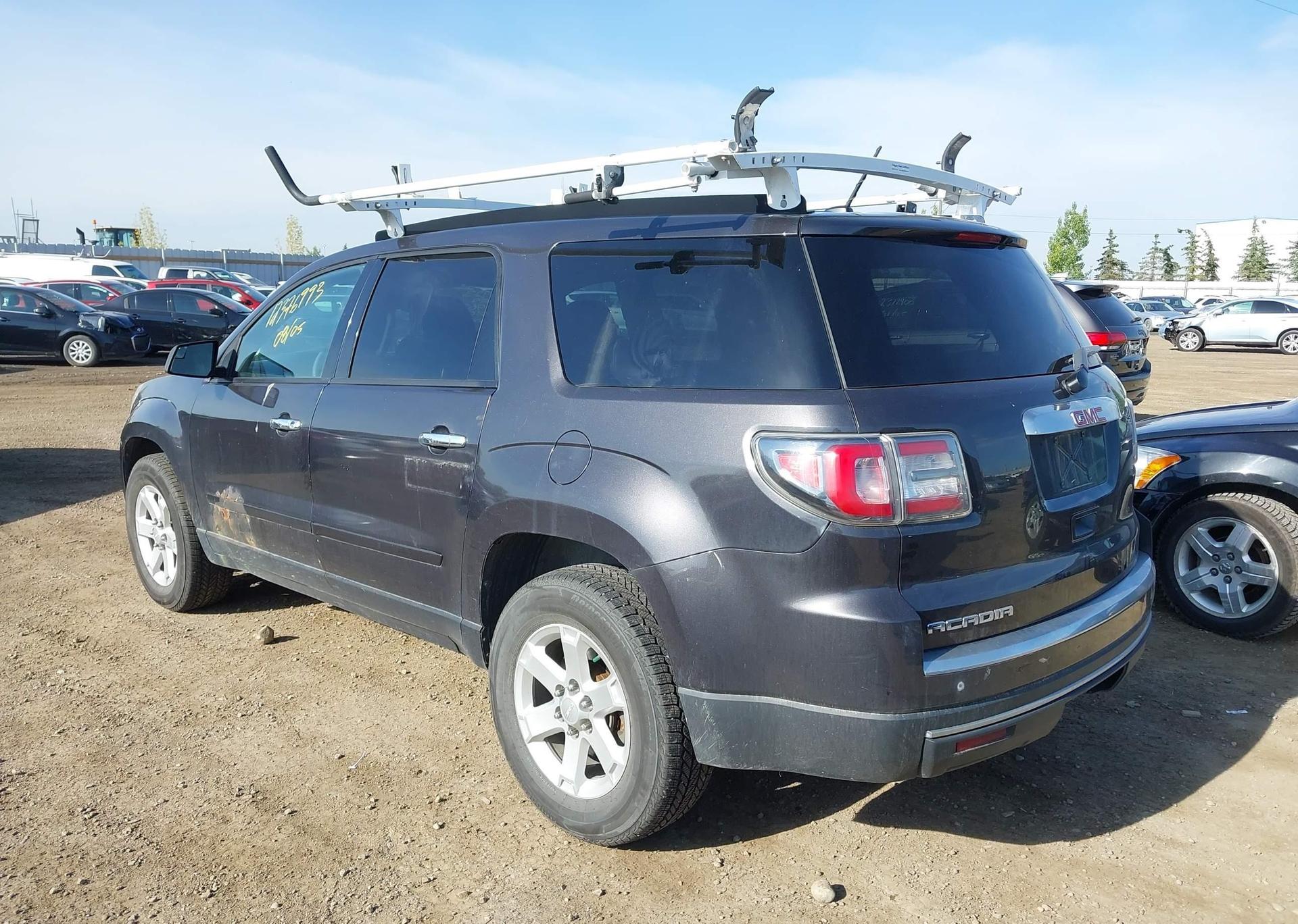 2013 GMC ACADIA SLE