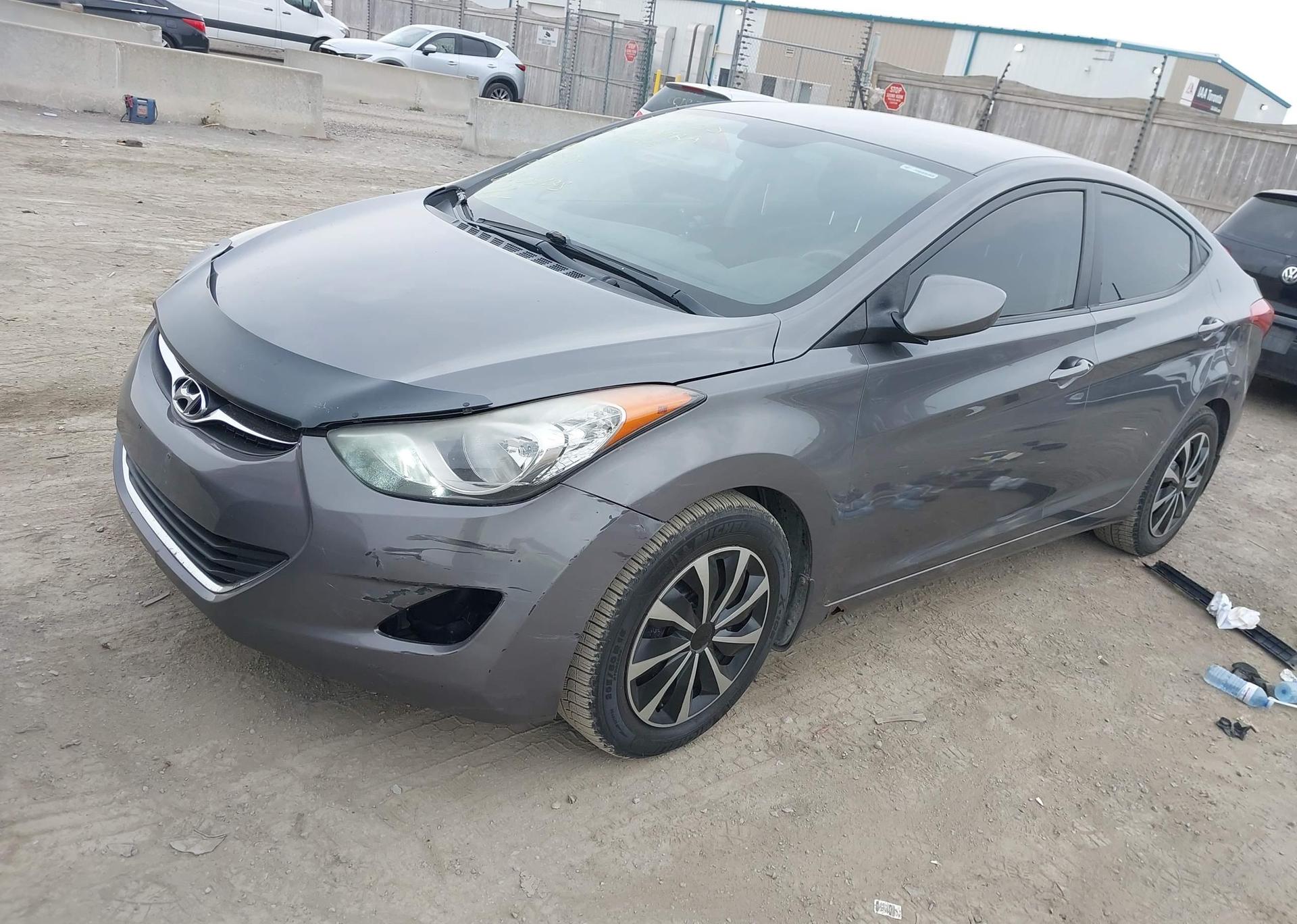 2012 HYUNDAI ELANTRA GL
