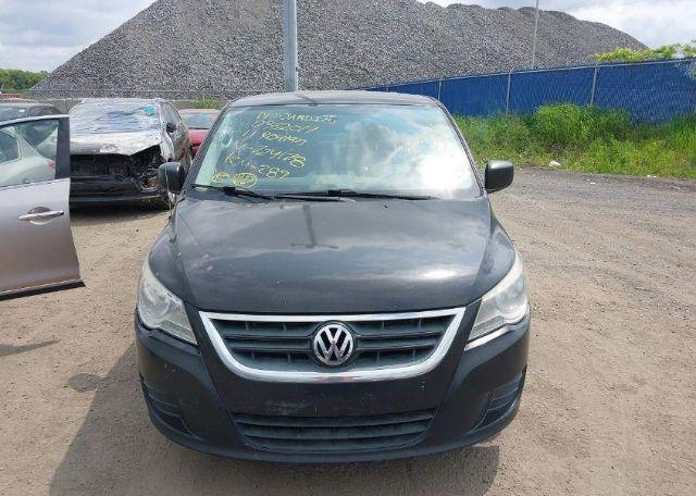 2011 VOLKSWAGEN ROUTAN S
