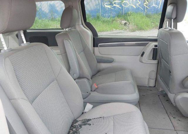2011 VOLKSWAGEN ROUTAN S